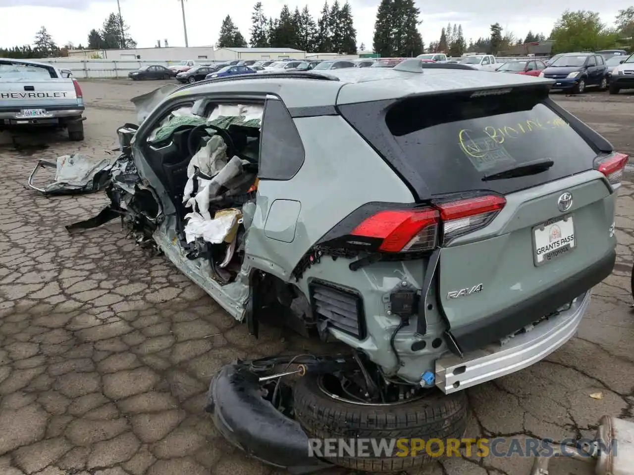 3 Photograph of a damaged car JTMA1RFV6ND085922 TOYOTA RAV4 2022