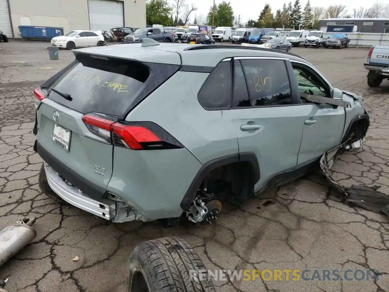 4 Photograph of a damaged car JTMA1RFV6ND085922 TOYOTA RAV4 2022