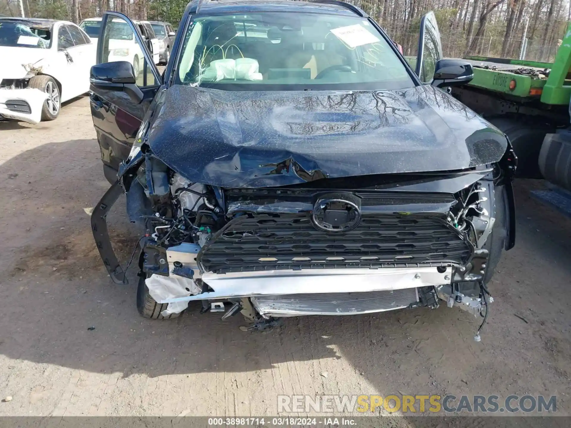6 Photograph of a damaged car JTMB6RFV0ND056017 TOYOTA RAV4 2022