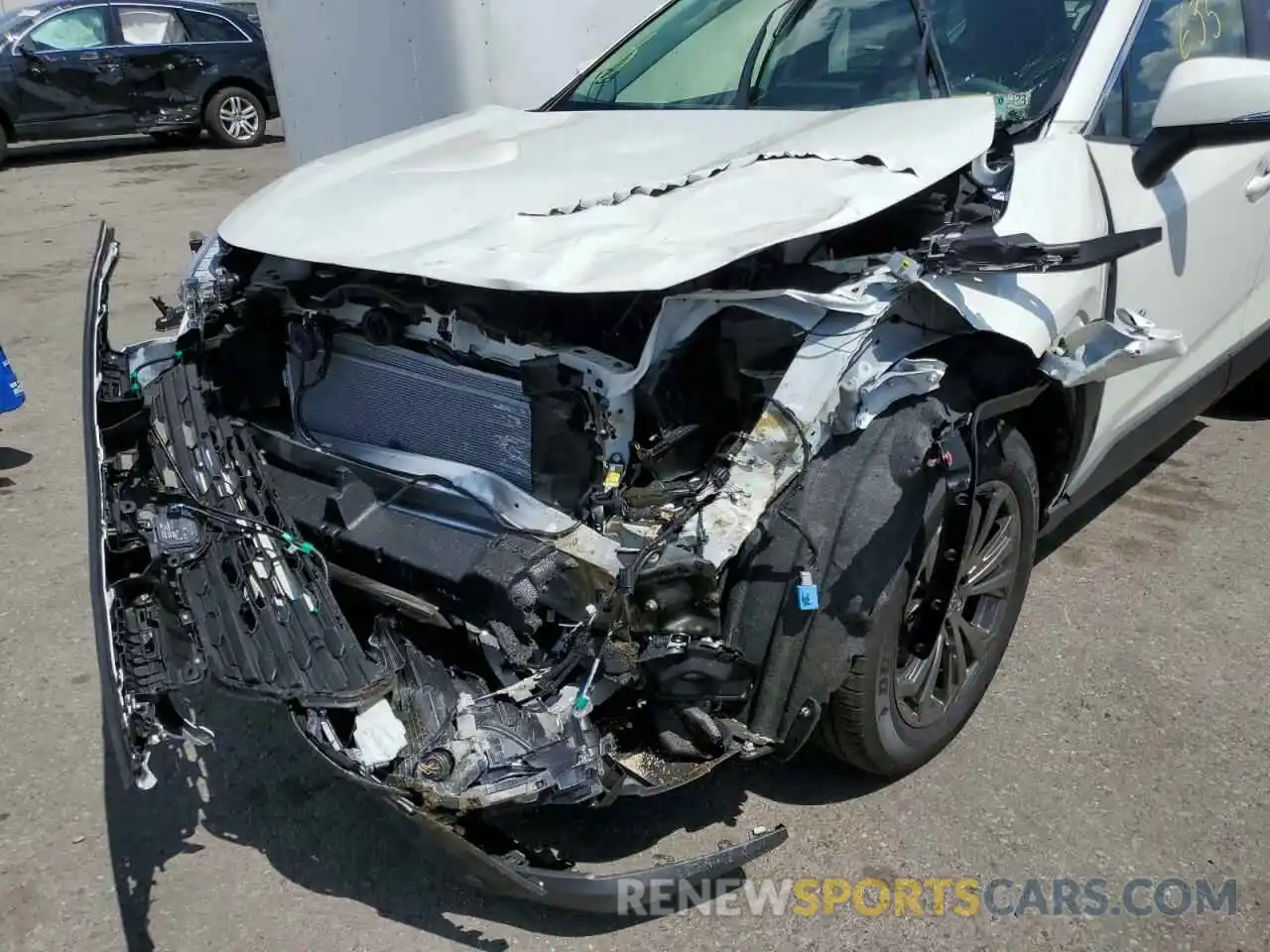 9 Photograph of a damaged car JTMB6RFV3ND526394 TOYOTA RAV4 2022