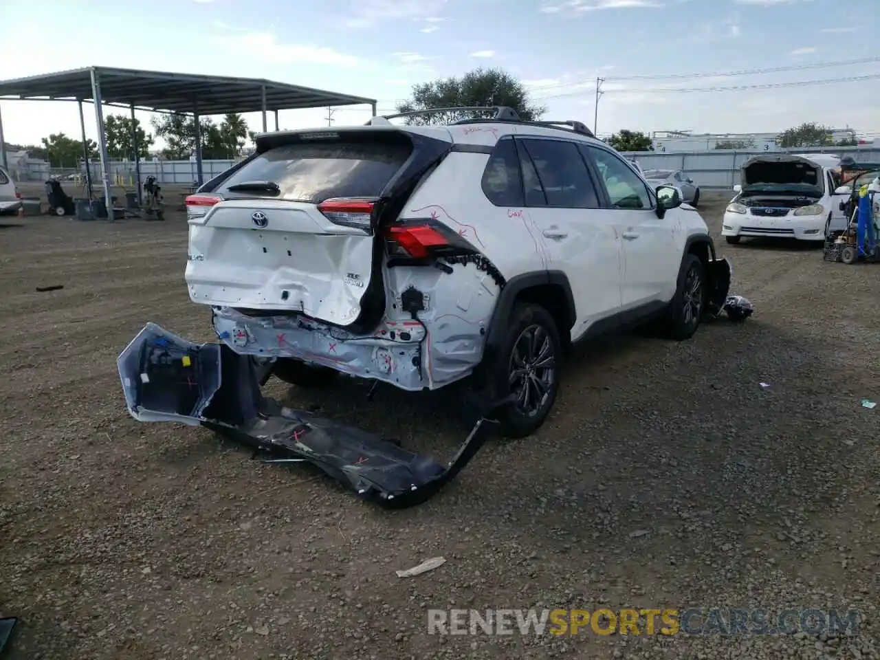 4 Photograph of a damaged car JTMB6RFV5ND525134 TOYOTA RAV4 2022