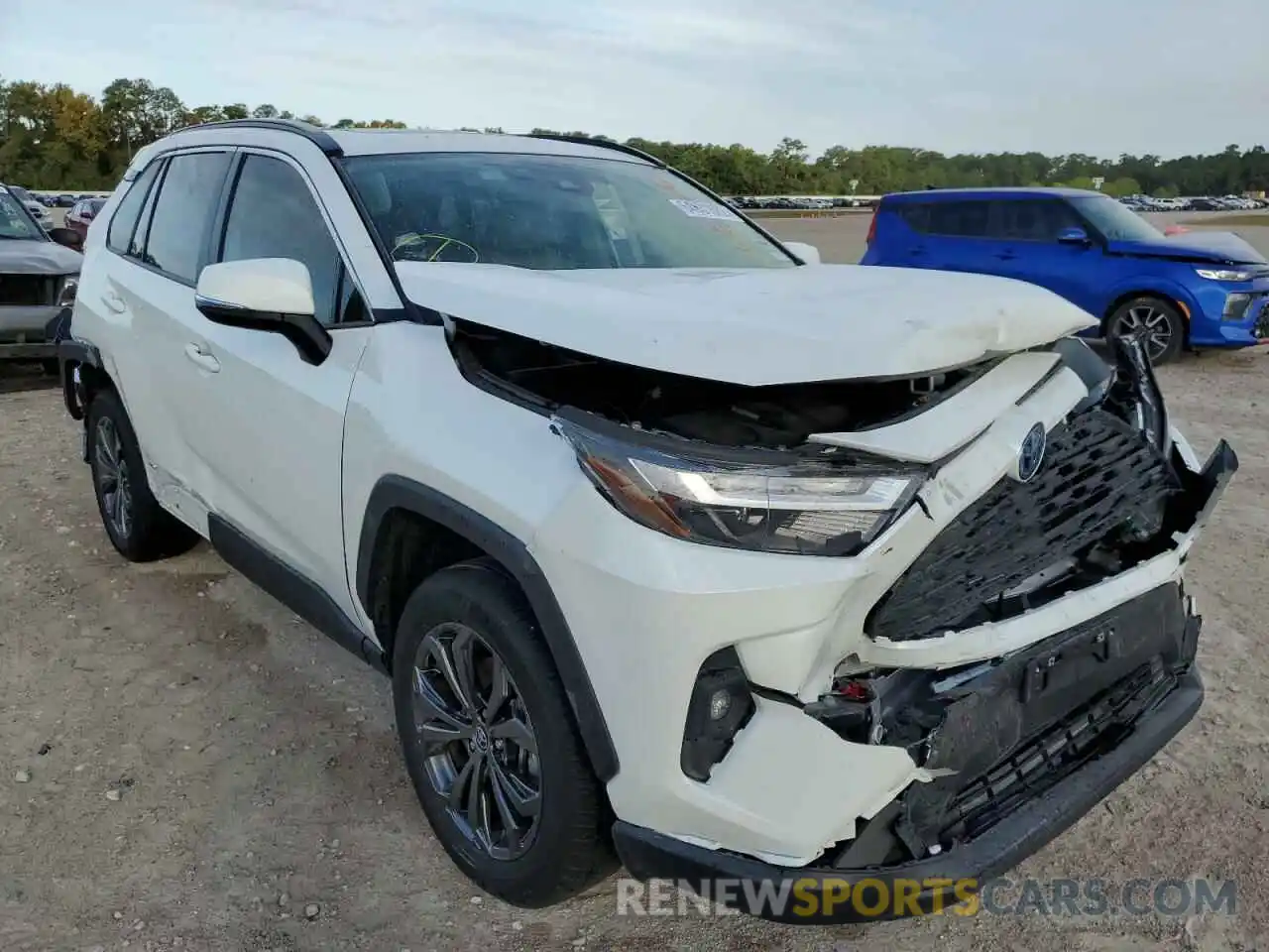 1 Photograph of a damaged car JTMB6RFV7ND521652 TOYOTA RAV4 2022