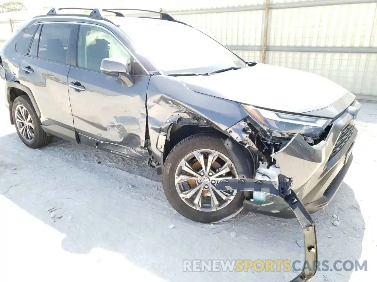 9 Photograph of a damaged car JTMB6RFVXND524982 TOYOTA RAV4 2022