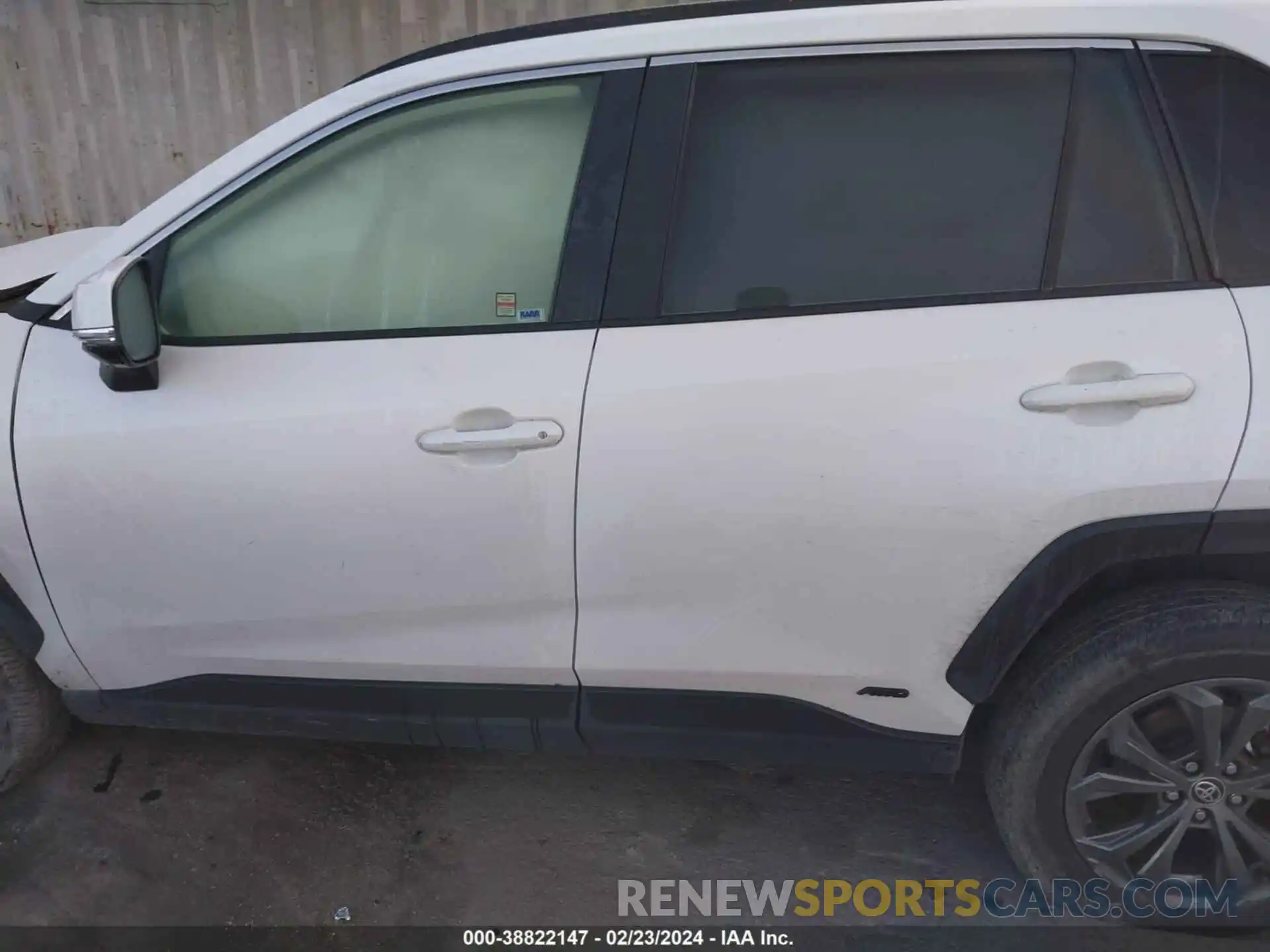 14 Photograph of a damaged car JTMB6RFVXND532550 TOYOTA RAV4 2022