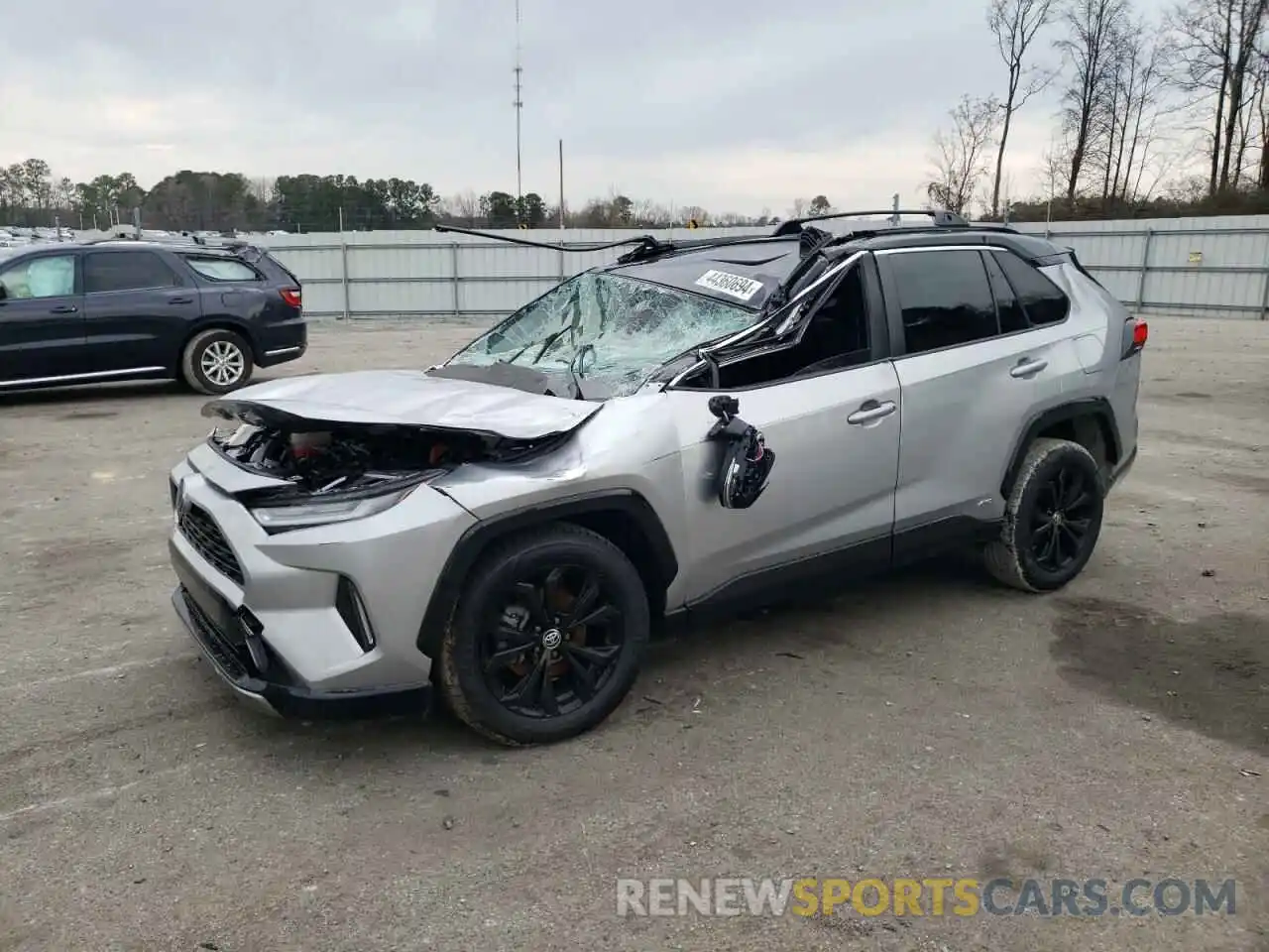 1 Photograph of a damaged car JTME6RFV4NJ015873 TOYOTA RAV4 2022