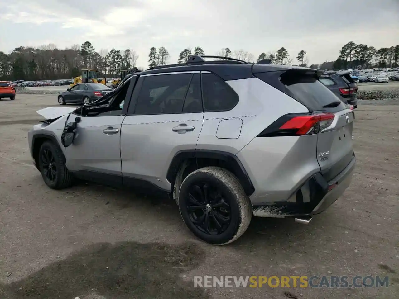 2 Photograph of a damaged car JTME6RFV4NJ015873 TOYOTA RAV4 2022