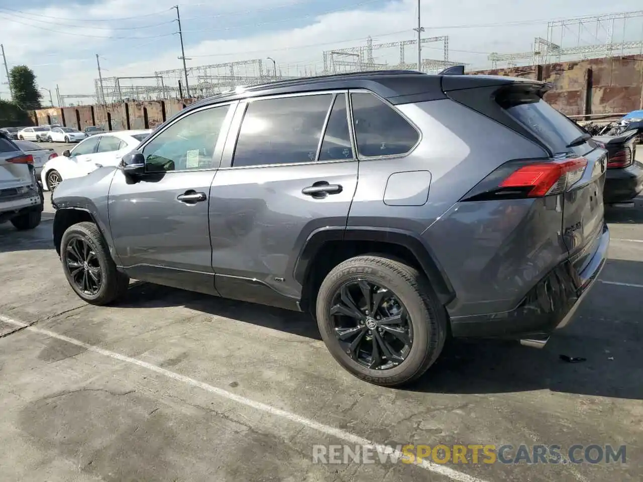 2 Photograph of a damaged car JTME6RFV8ND525187 TOYOTA RAV4 2022