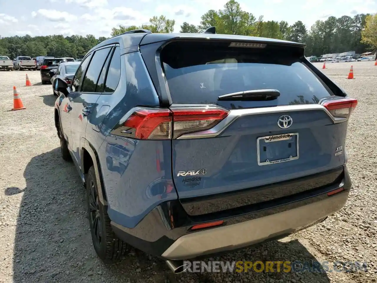 3 Photograph of a damaged car JTME6RFV8ND527828 TOYOTA RAV4 2022