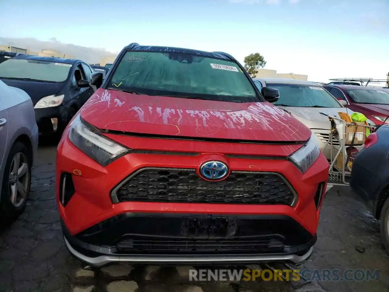 5 Photograph of a damaged car JTMEB3FV0ND096667 TOYOTA RAV4 2022