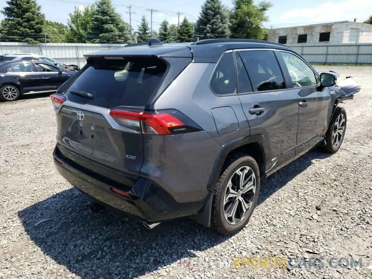 4 Photograph of a damaged car JTMEB3FV6ND079341 TOYOTA RAV4 2022