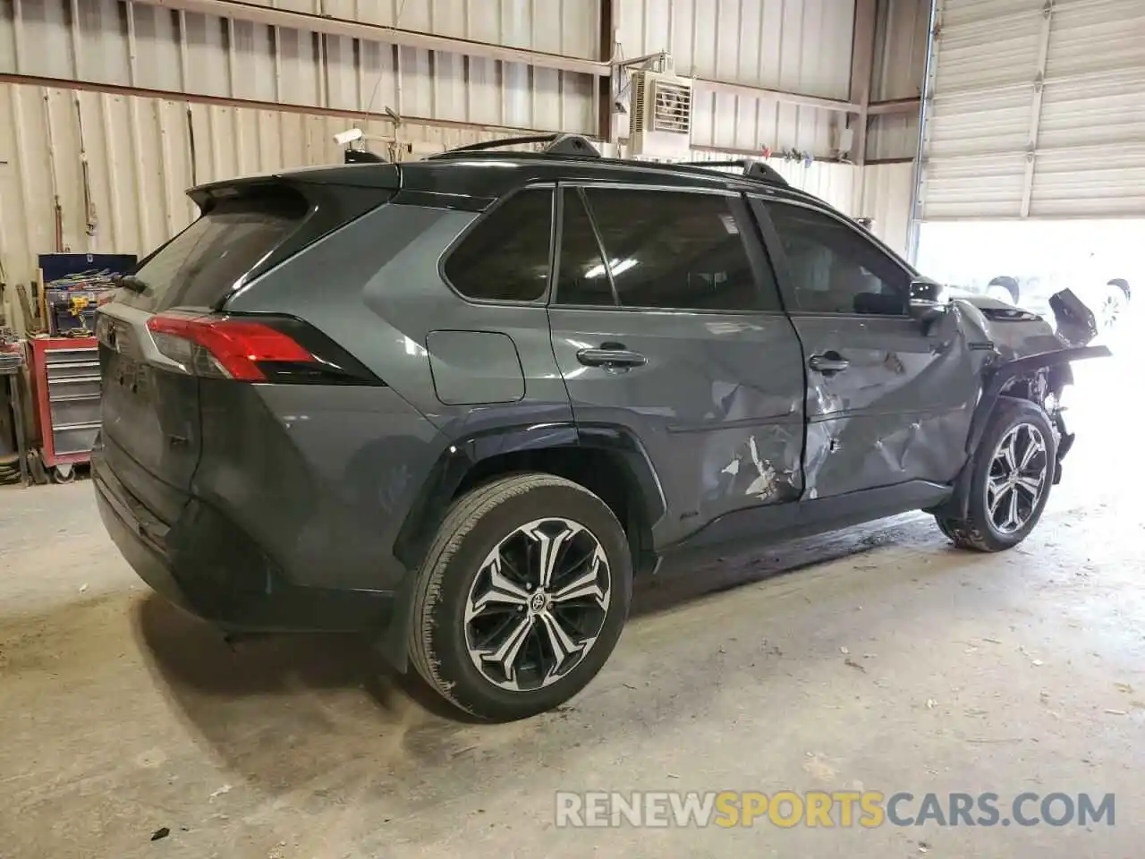 3 Photograph of a damaged car JTMEB3FV7ND081289 TOYOTA RAV4 2022