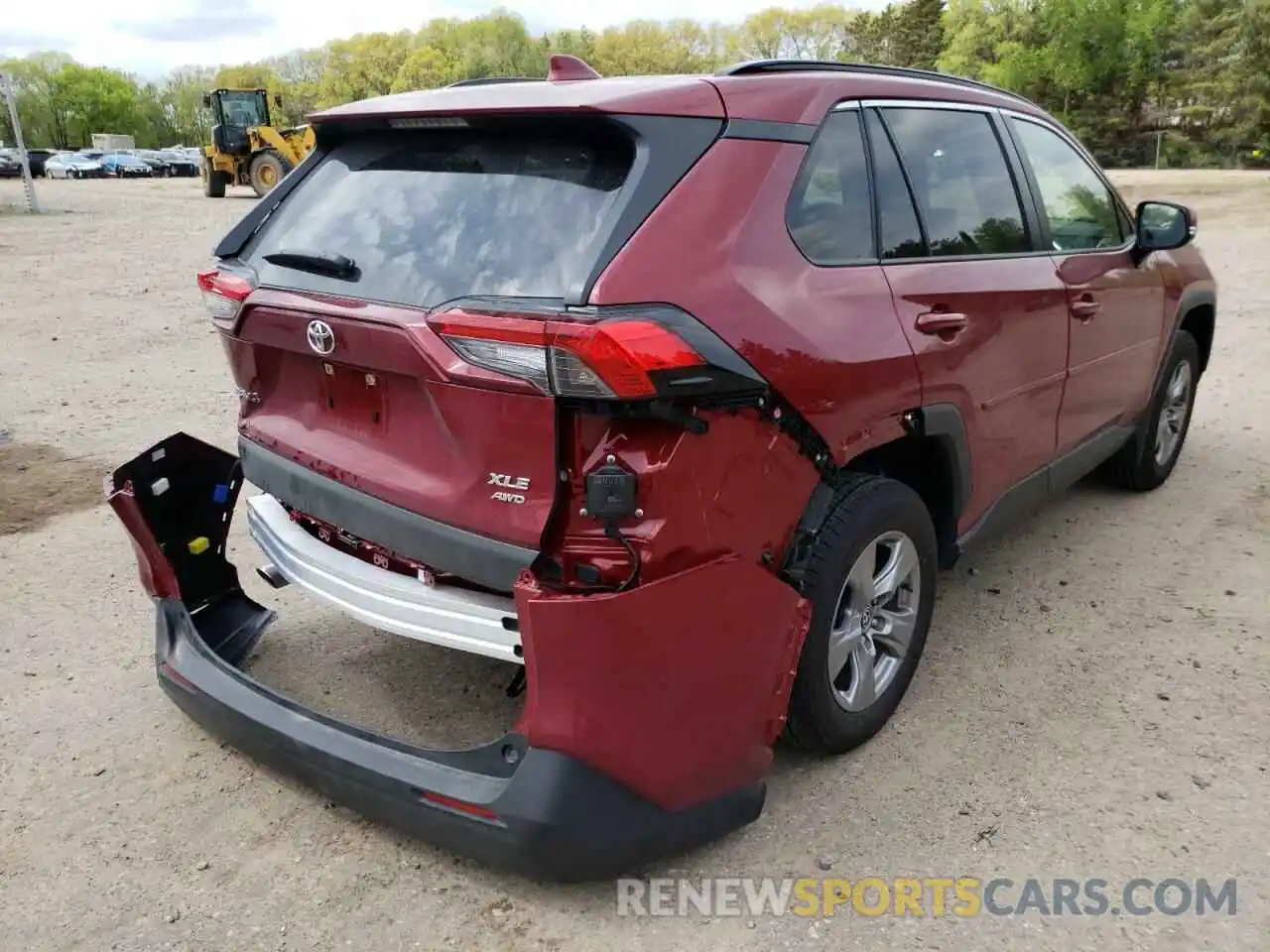 4 Photograph of a damaged car JTMP1RFV5ND086778 TOYOTA RAV4 2022