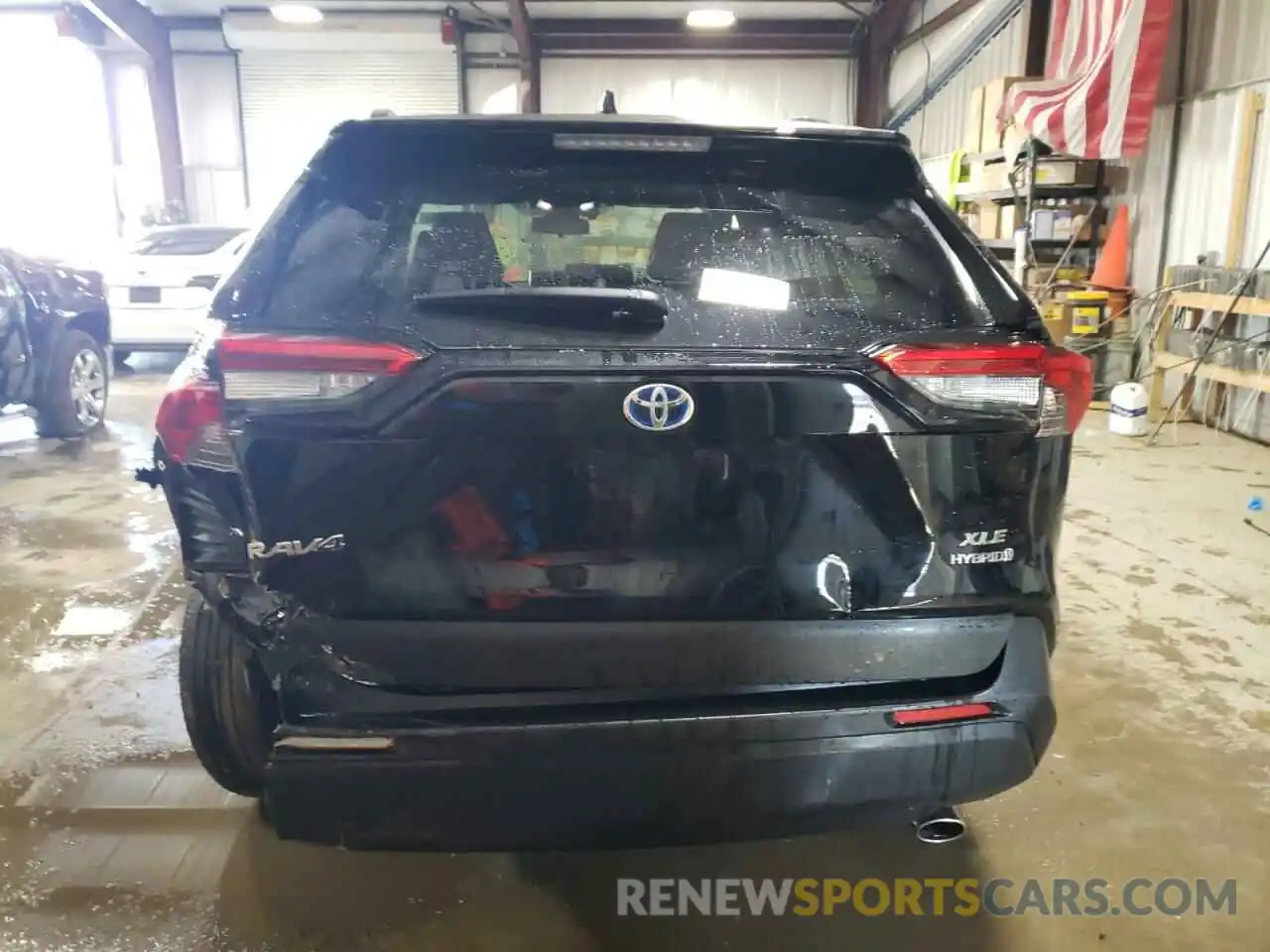 6 Photograph of a damaged car JTMRWRFV3ND151783 TOYOTA RAV4 2022