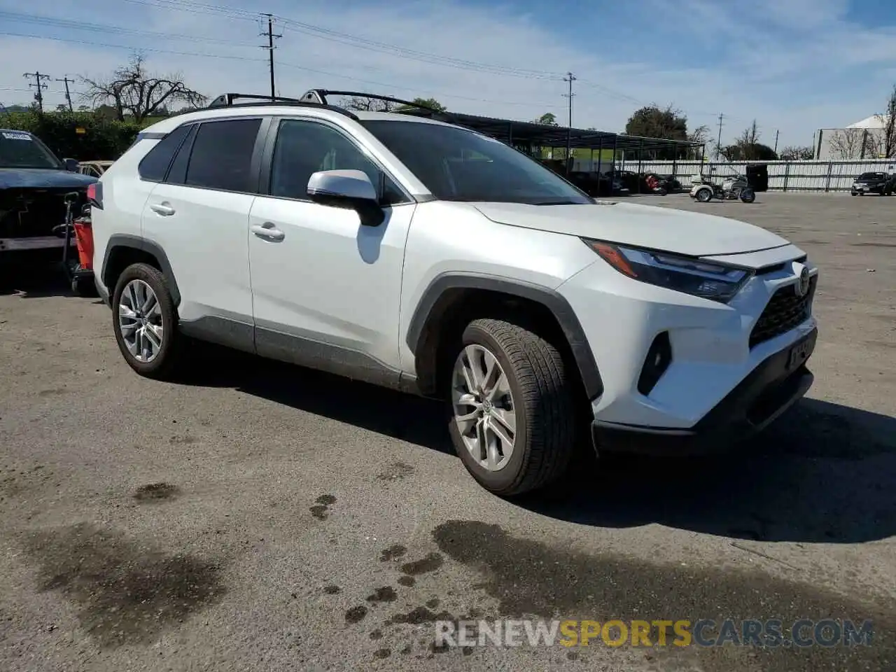 4 Photograph of a damaged car 2T3A1RFV8PW377657 TOYOTA RAV4 2023