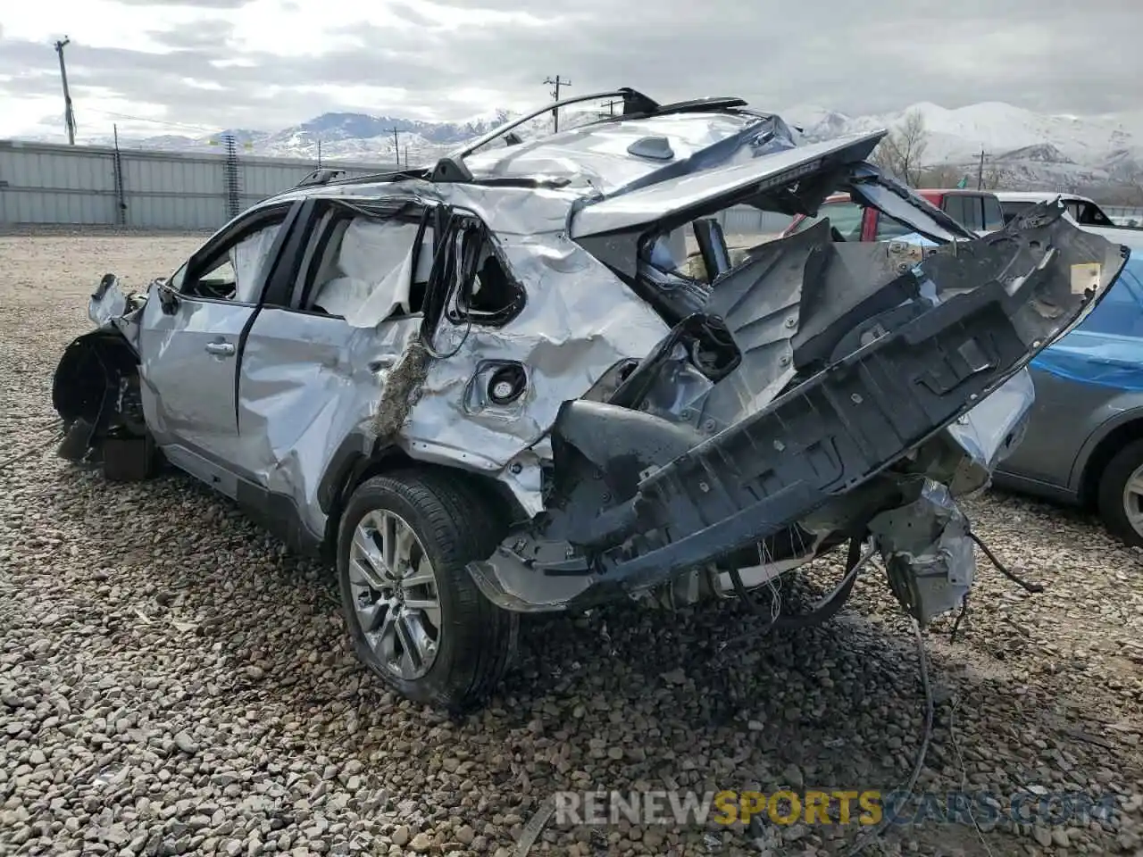 2 Photograph of a damaged car 2T3A1RFV8PW405554 TOYOTA RAV4 2023