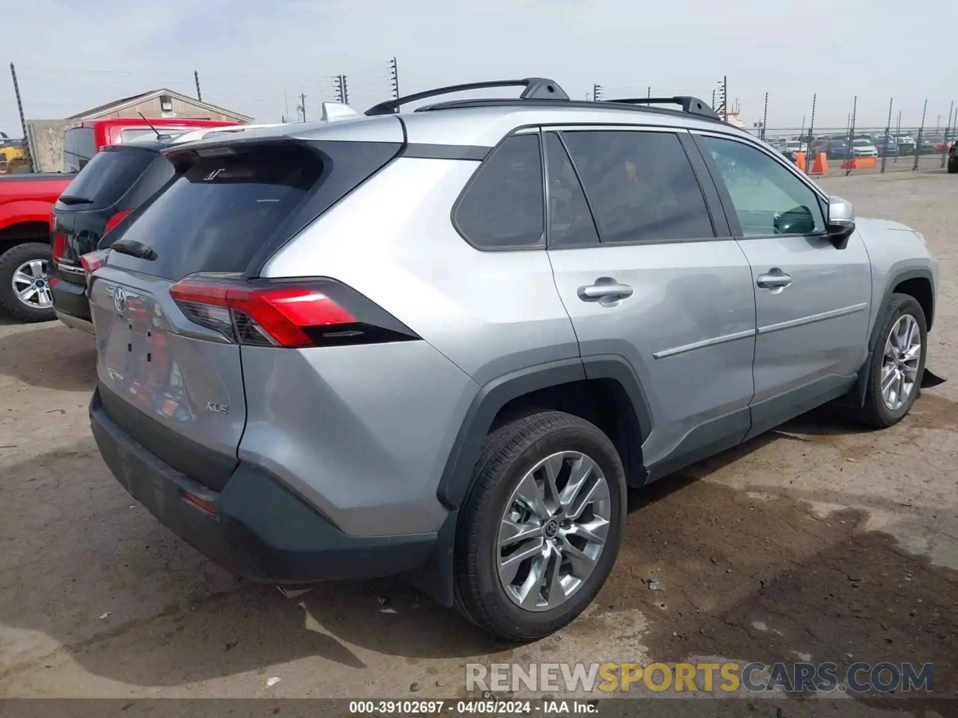 4 Фотография поврежденного автомобиля 2T3C1RFV1PC230347 TOYOTA RAV4 2023