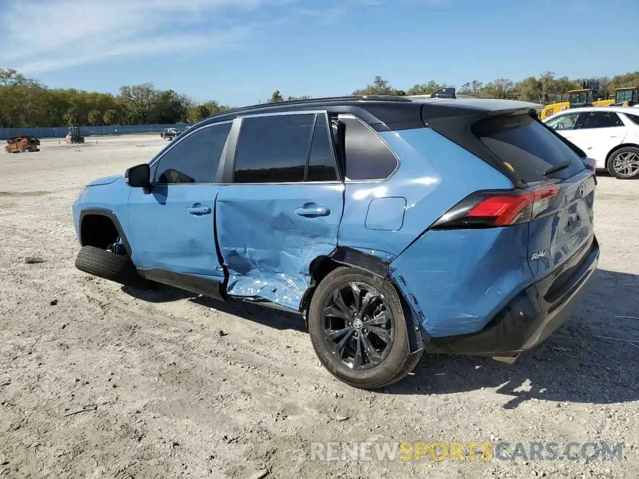 2 Photograph of a damaged car 2T3E6RFV1PW046695 TOYOTA RAV4 2023