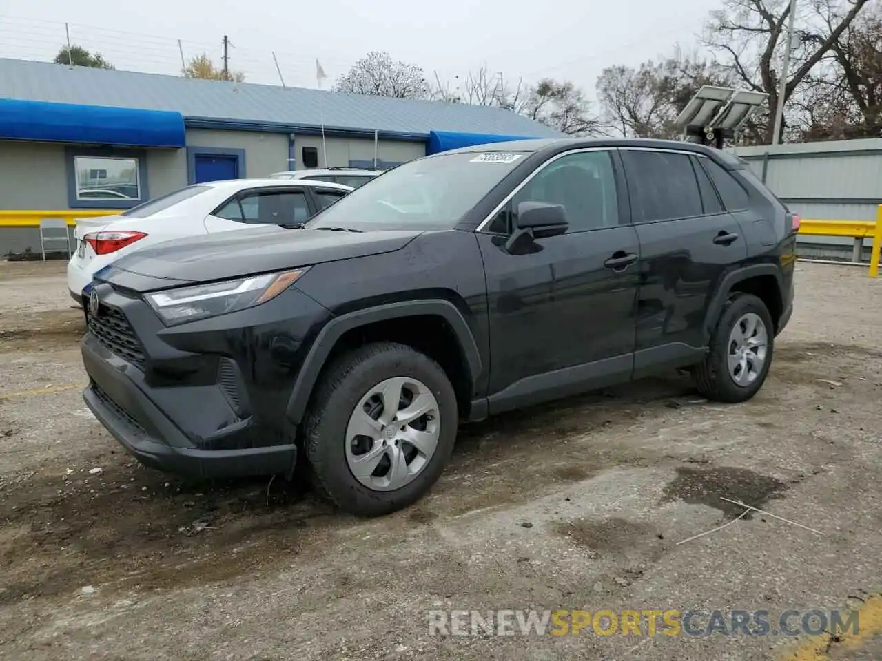 1 Photograph of a damaged car 2T3F1RFV5PC376487 TOYOTA RAV4 2023