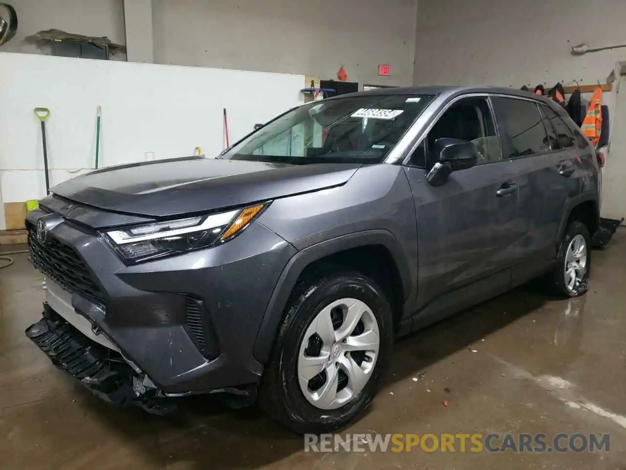 1 Photograph of a damaged car 2T3F1RFVXPW372479 TOYOTA RAV4 2023