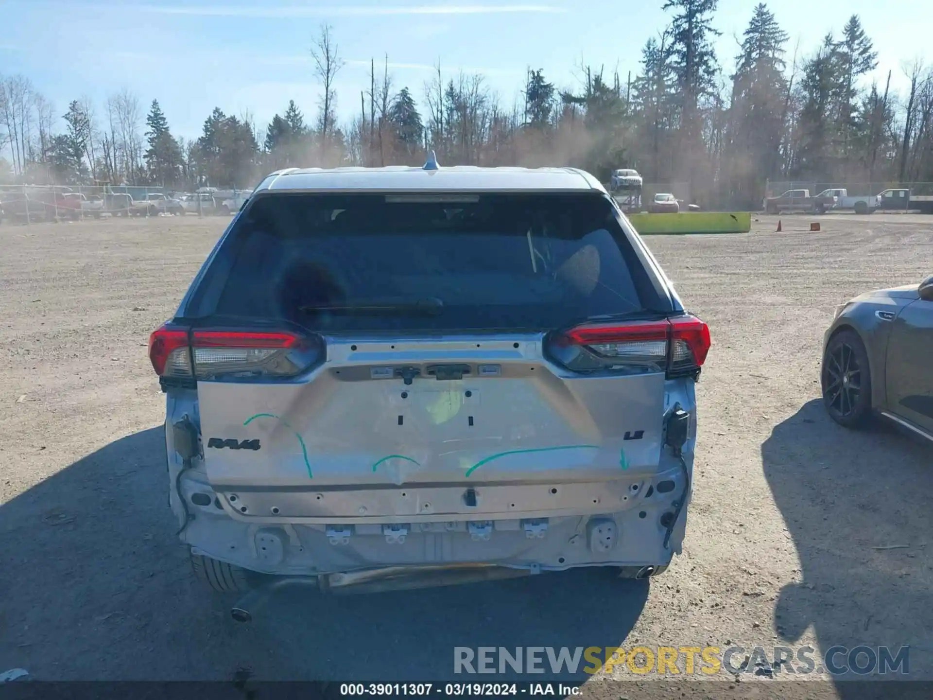 17 Photograph of a damaged car 2T3K1RFV0PC234868 TOYOTA RAV4 2023