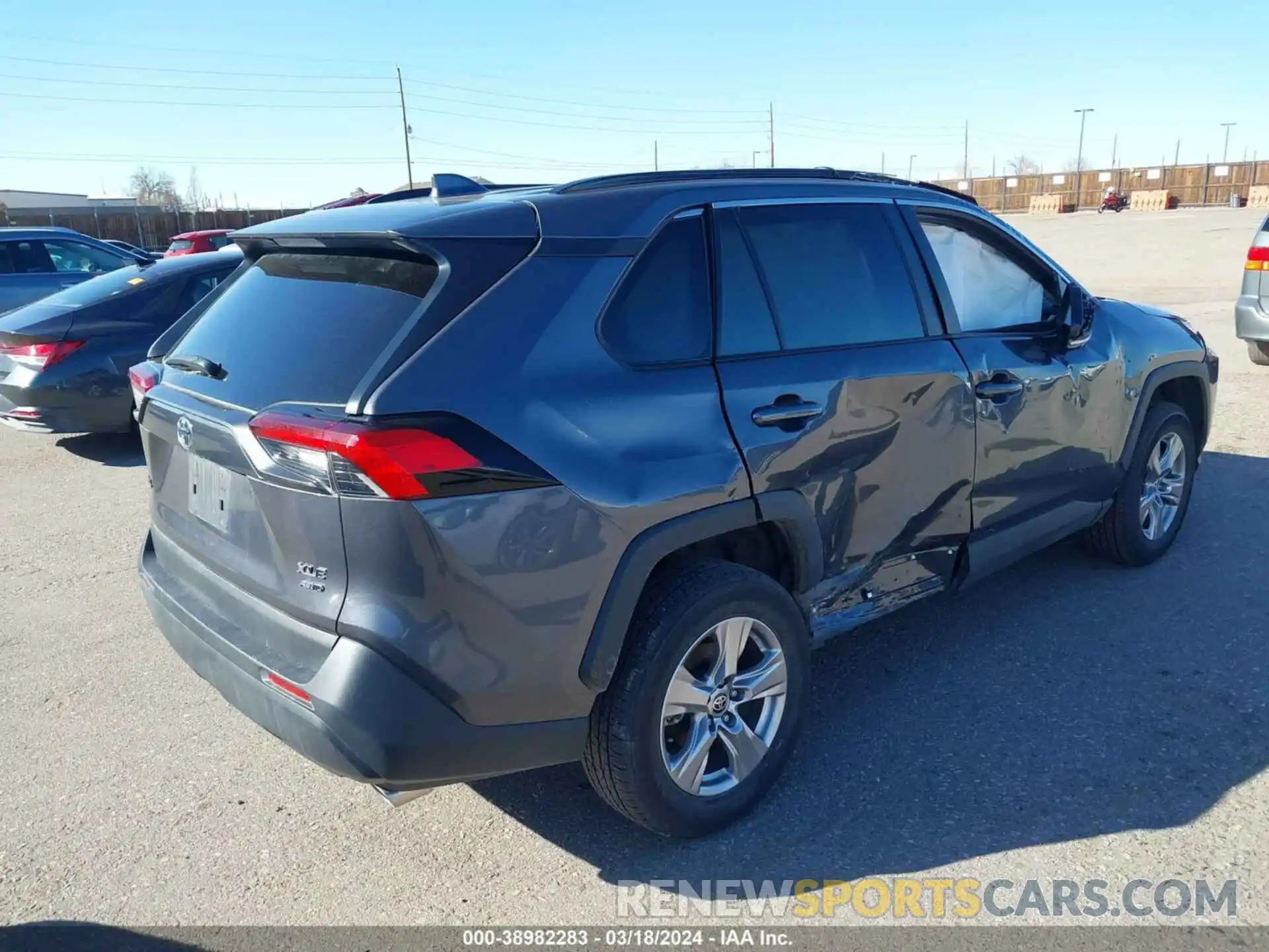 4 Photograph of a damaged car 2T3P1RFV1PW365330 TOYOTA RAV4 2023