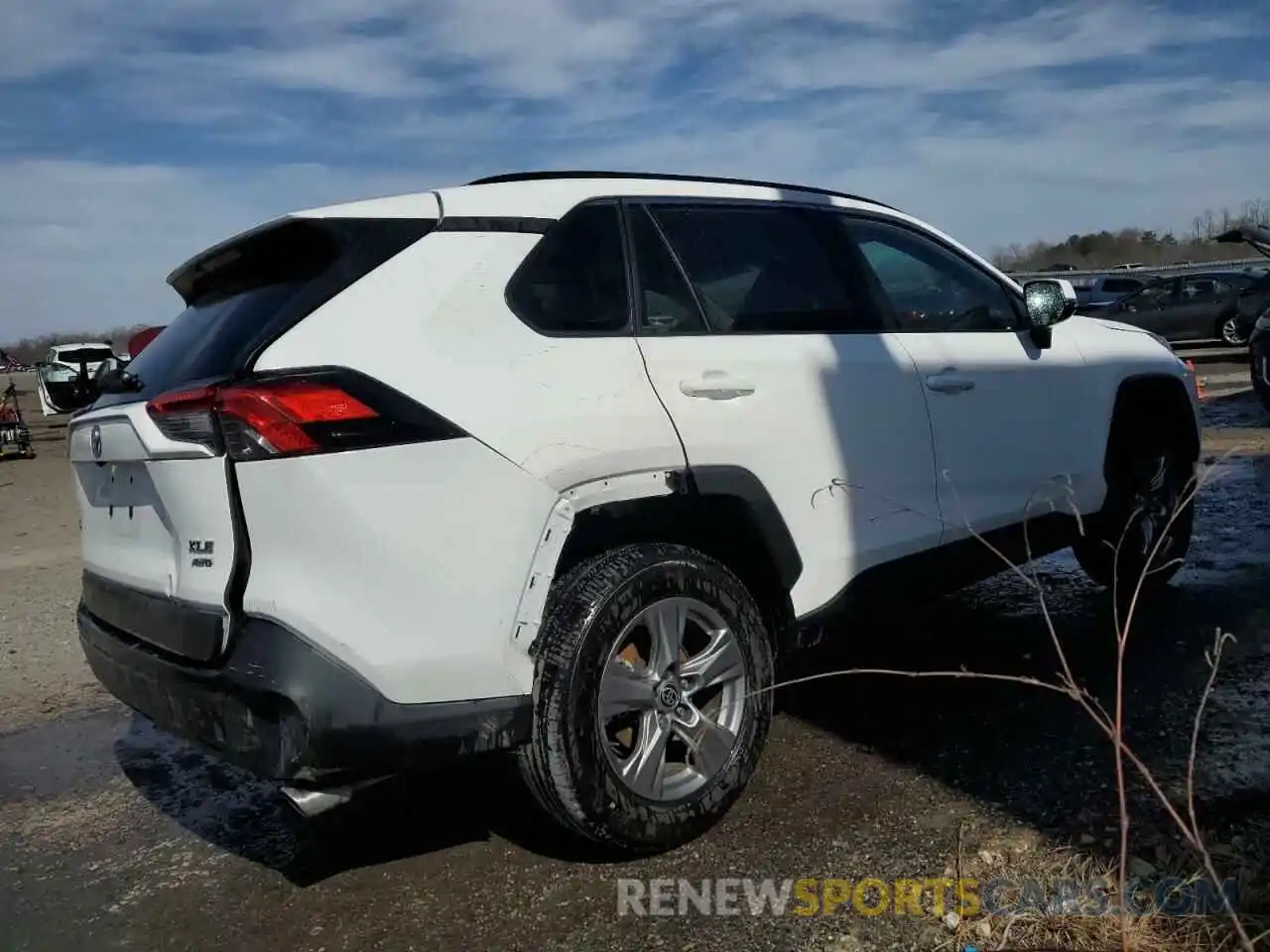 3 Photograph of a damaged car 2T3P1RFV1PW368633 TOYOTA RAV4 2023