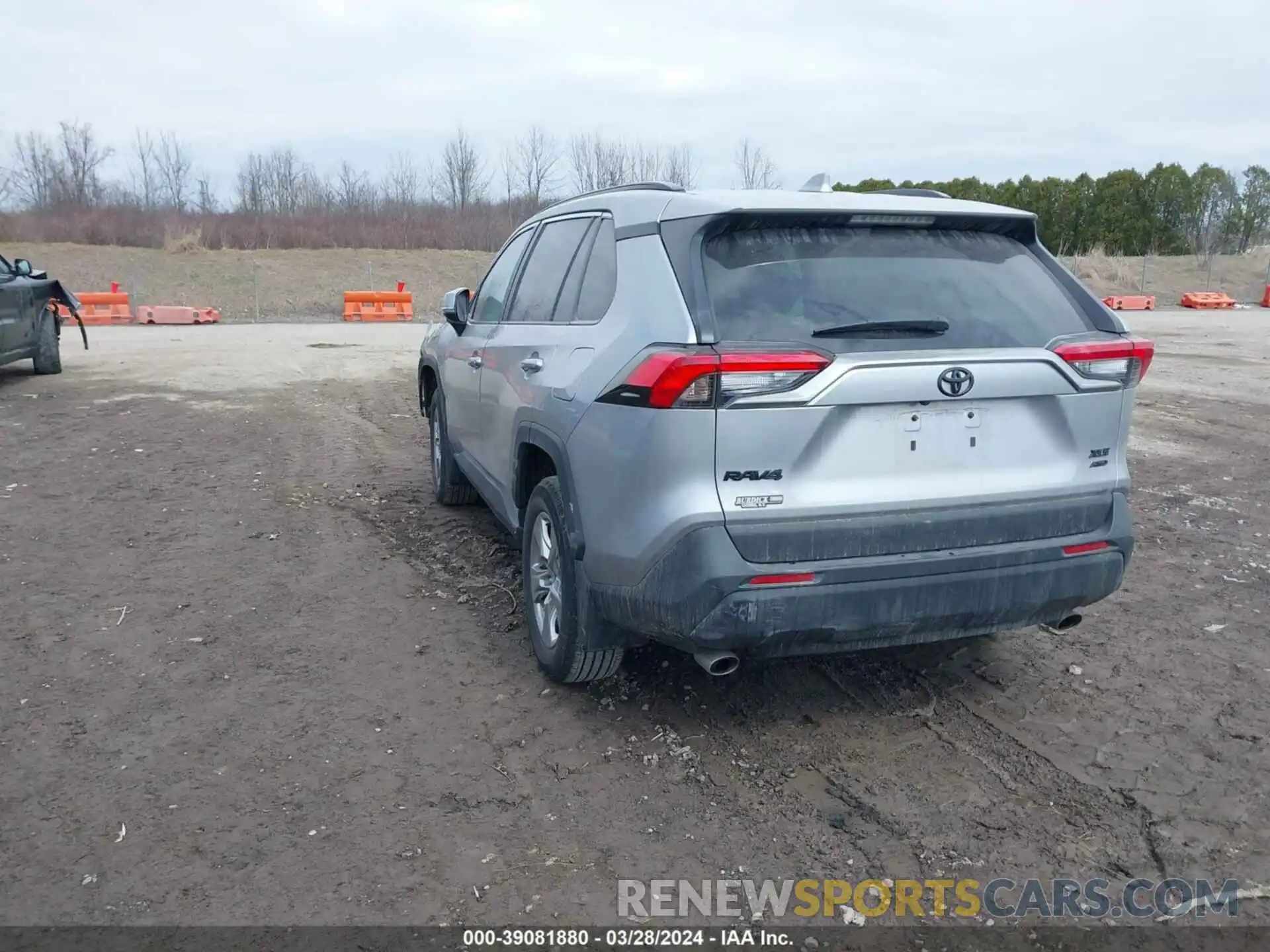 3 Photograph of a damaged car 2T3P1RFV4PC340648 TOYOTA RAV4 2023