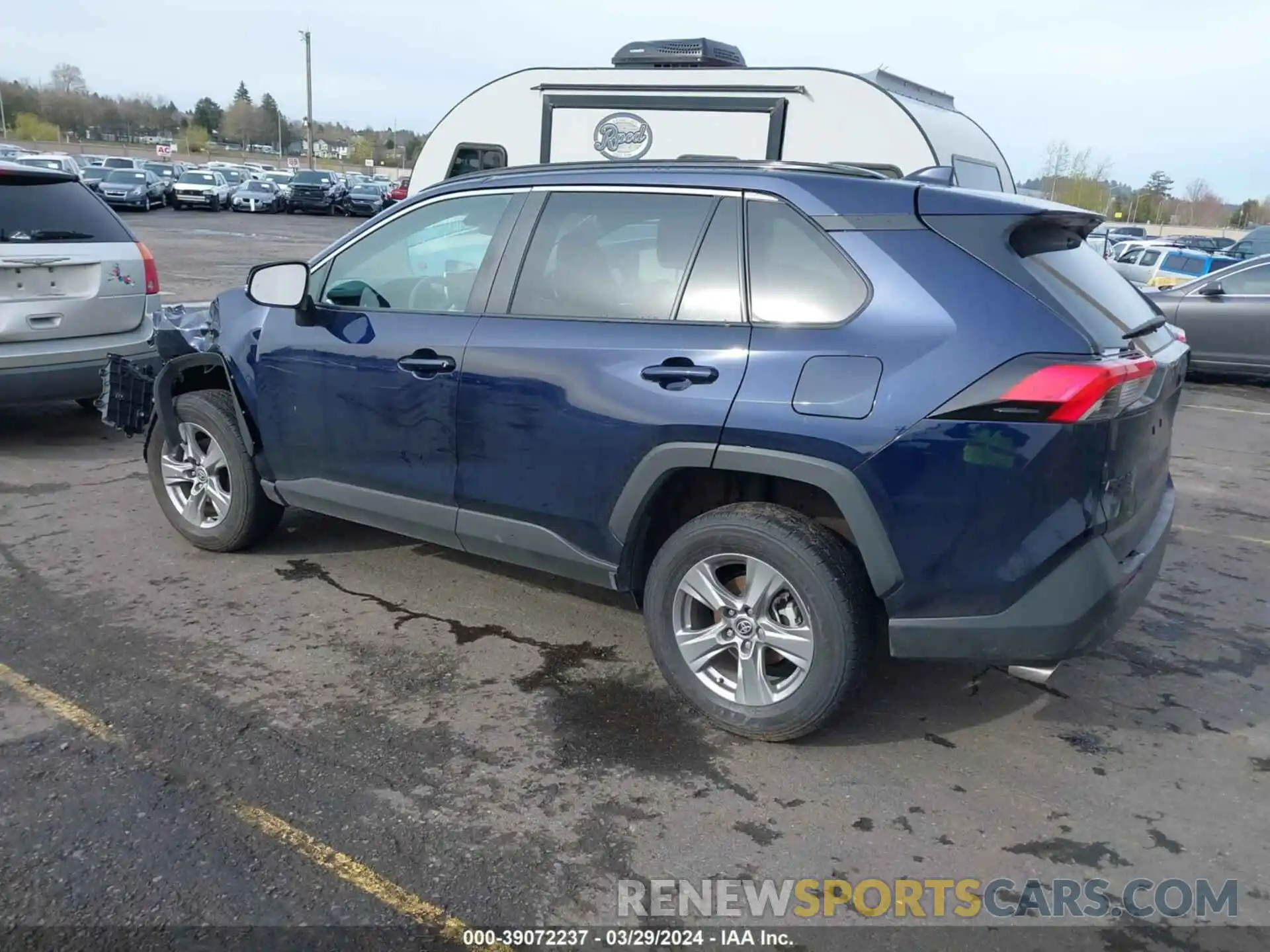 3 Photograph of a damaged car 2T3P1RFV5PW398332 TOYOTA RAV4 2023