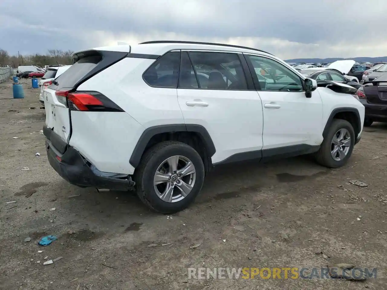 3 Photograph of a damaged car 2T3P1RFV6PW333876 TOYOTA RAV4 2023