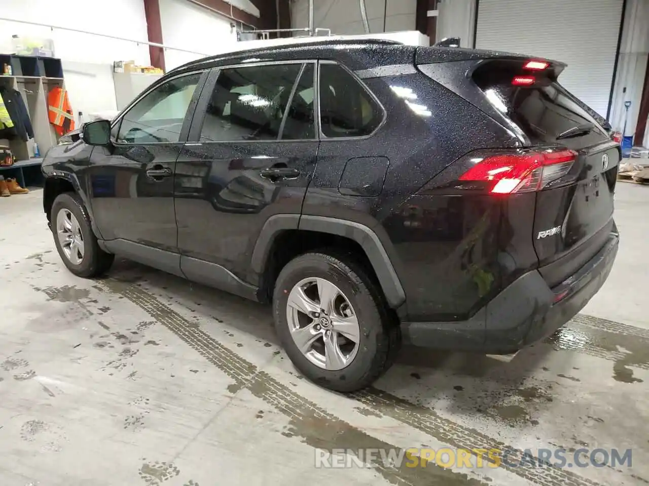 2 Photograph of a damaged car 2T3P1RFV6PW389347 TOYOTA RAV4 2023