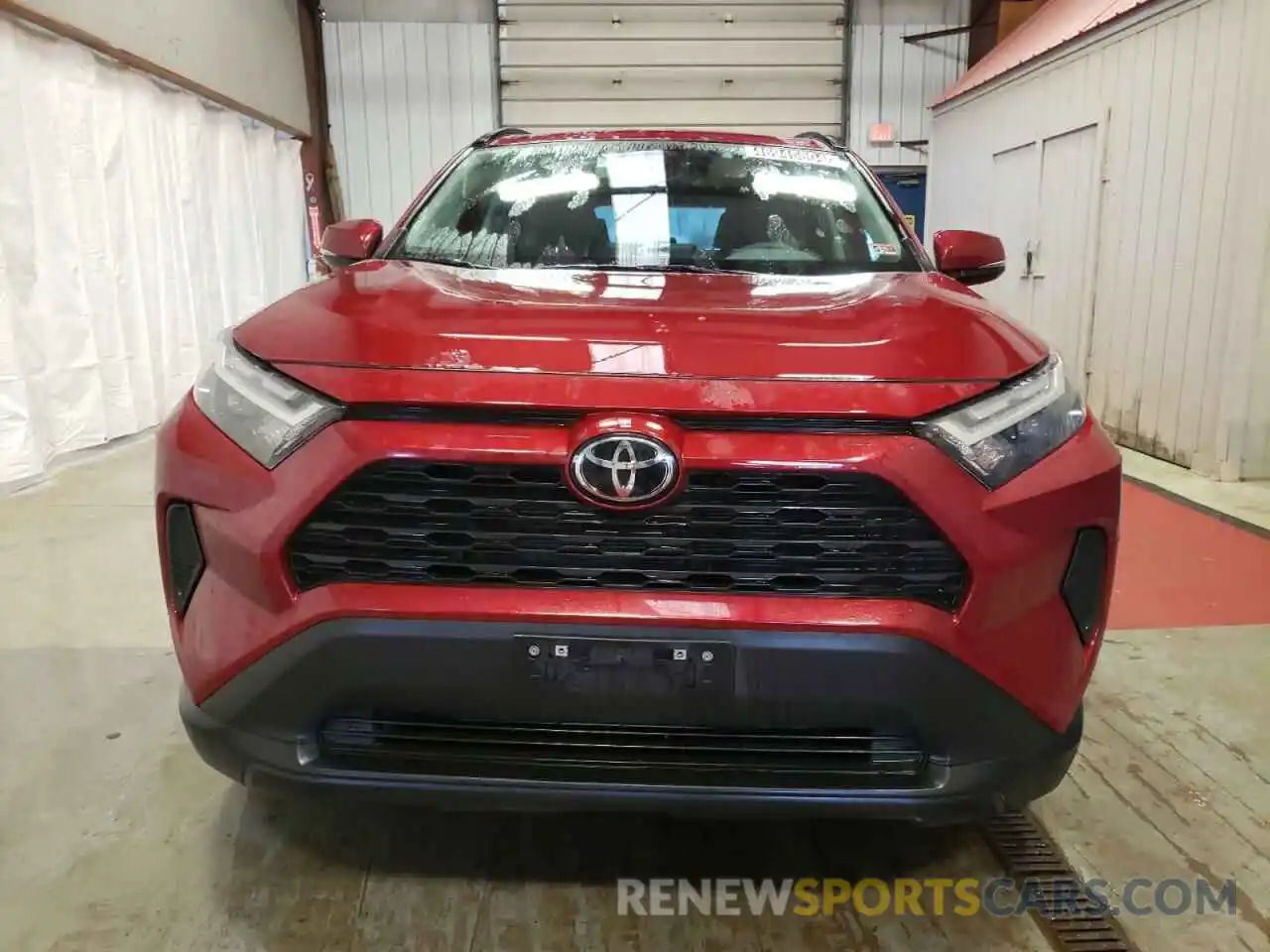 5 Photograph of a damaged car 2T3P1RFV7PW368068 TOYOTA RAV4 2023