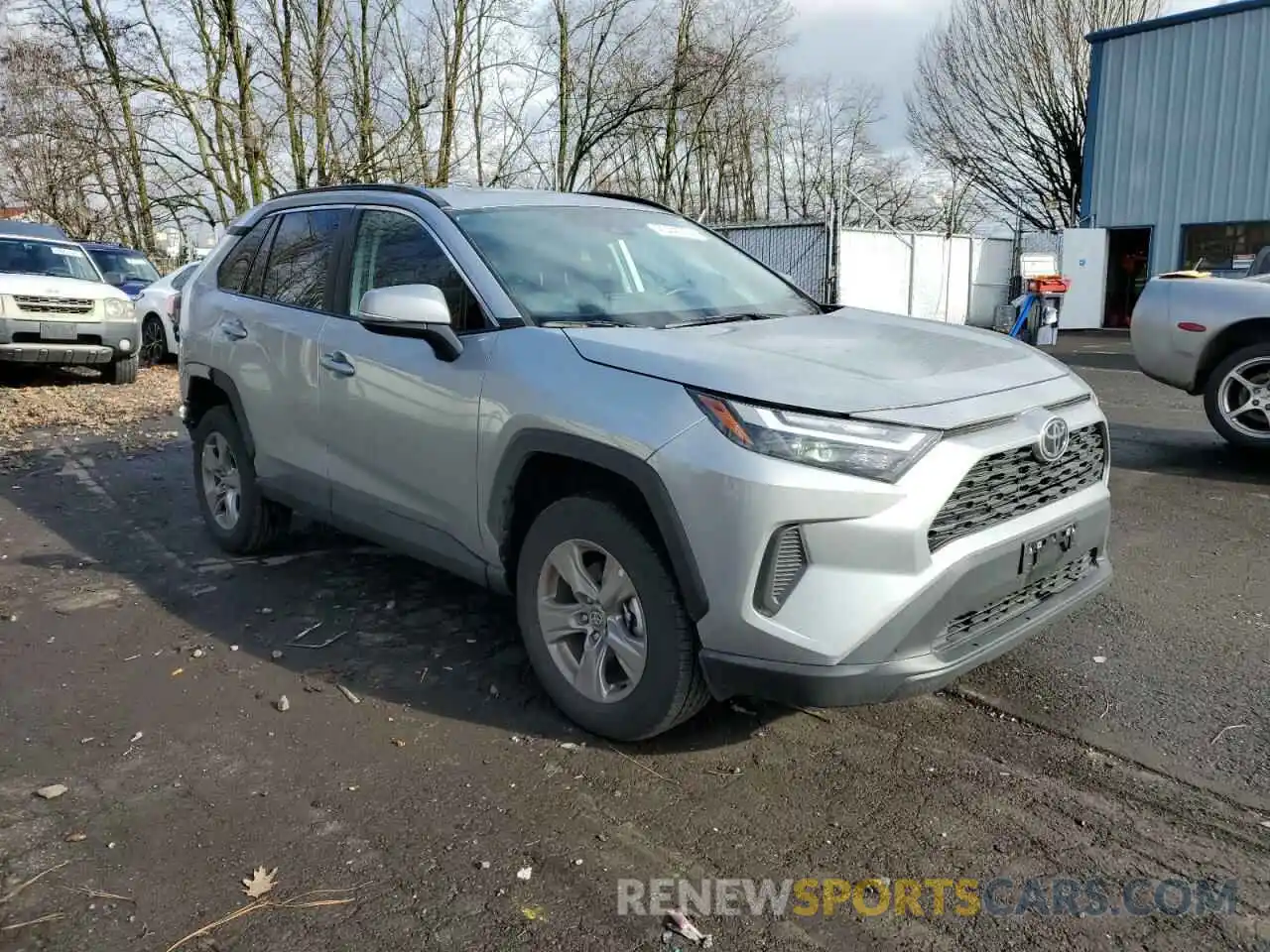 4 Photograph of a damaged car 2T3P1RFV9PW374633 TOYOTA RAV4 2023