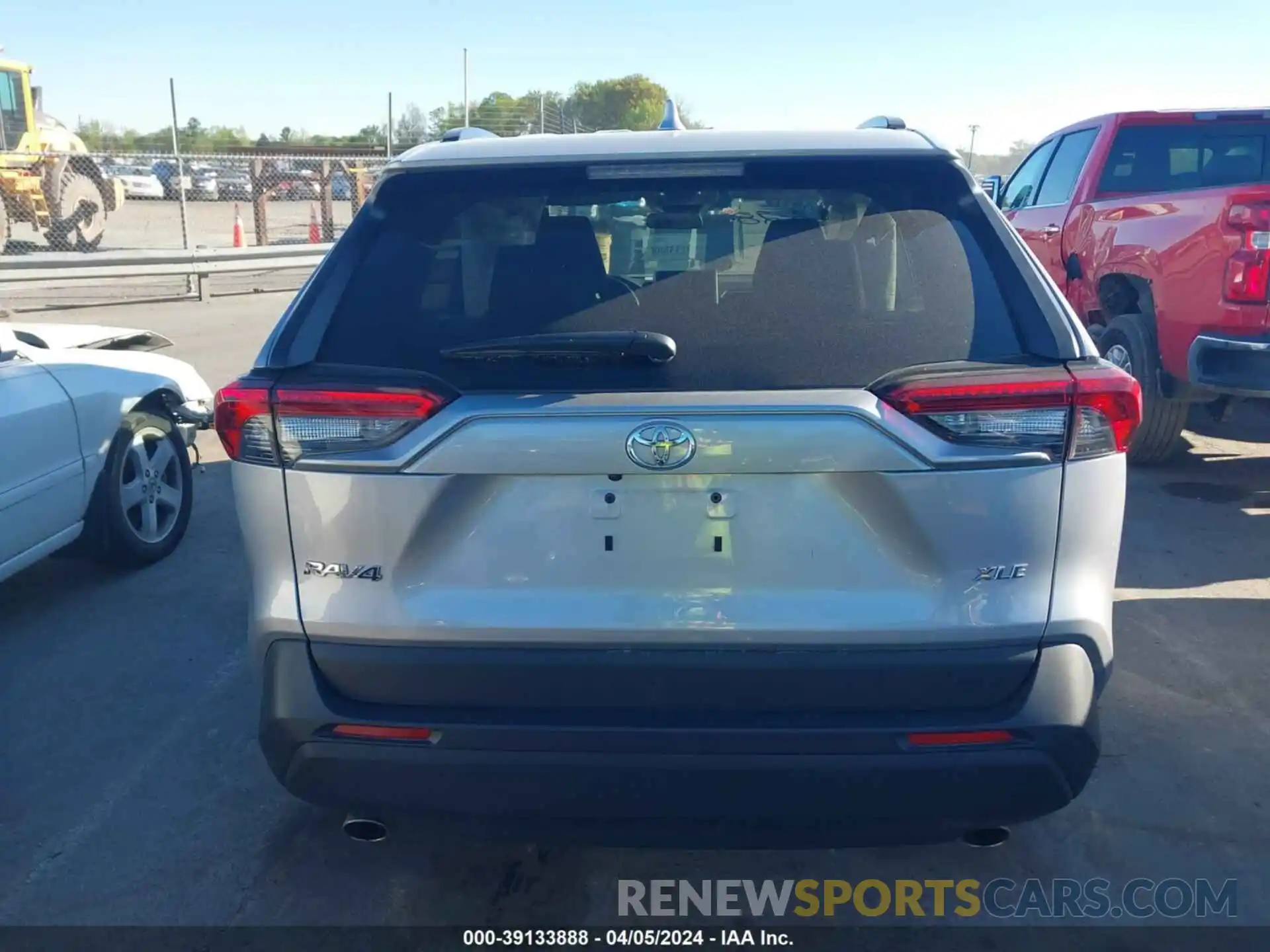 16 Photograph of a damaged car 2T3W1RFV1PC220673 TOYOTA RAV4 2023