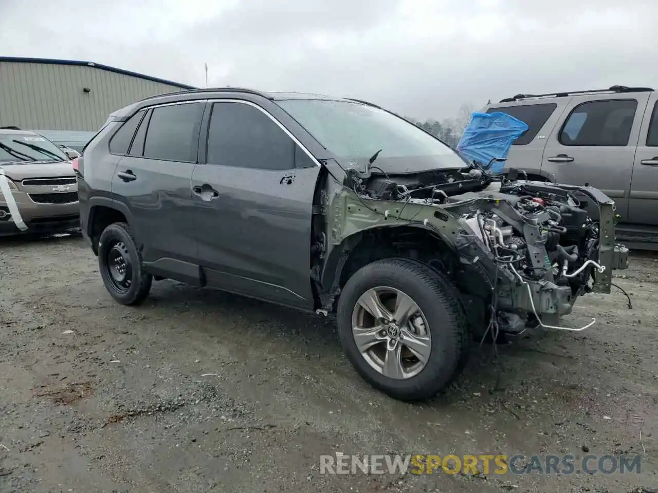 4 Photograph of a damaged car 2T3W1RFV1PC229325 TOYOTA RAV4 2023