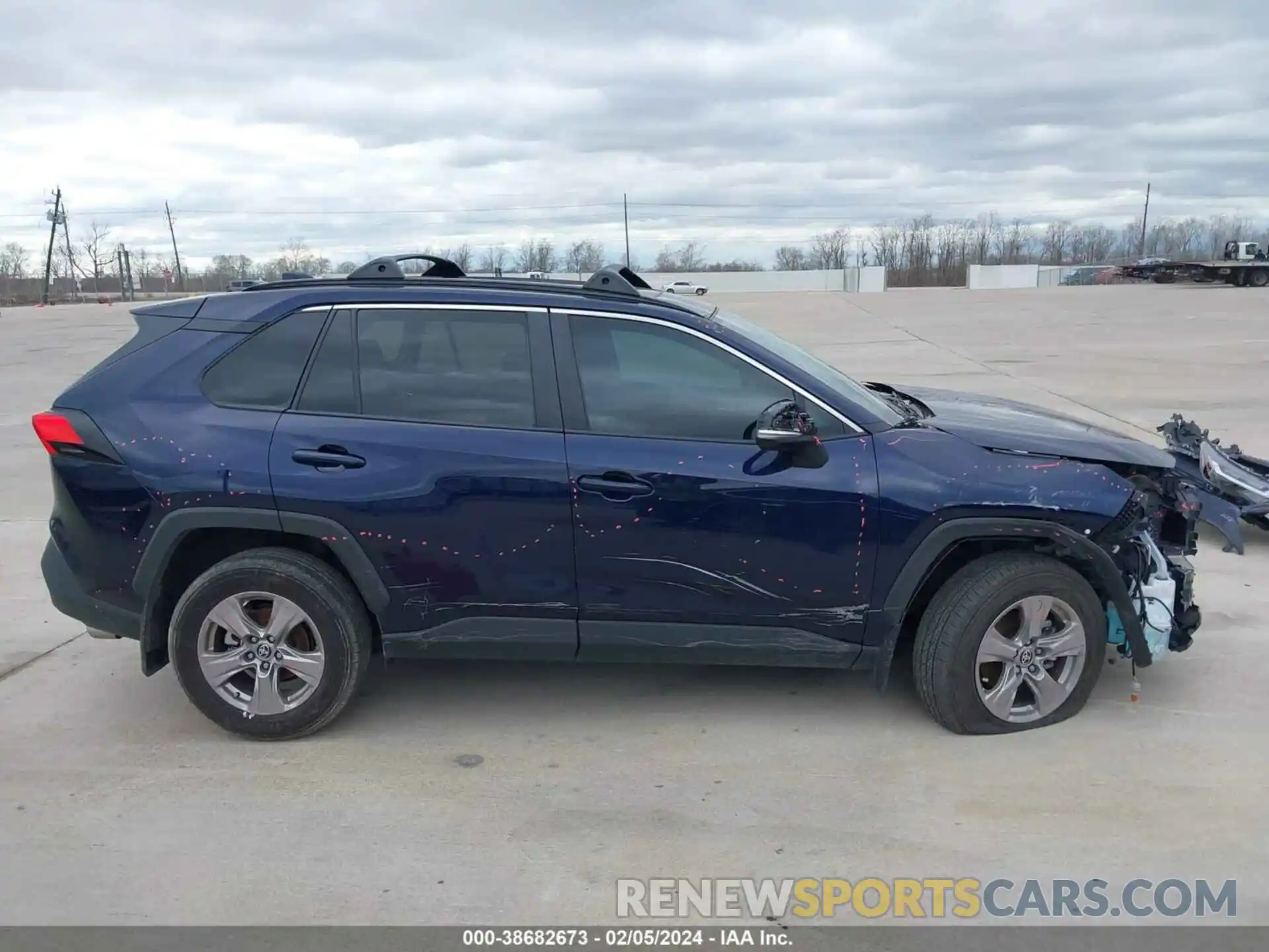 14 Photograph of a damaged car 2T3W1RFV4PW239670 TOYOTA RAV4 2023