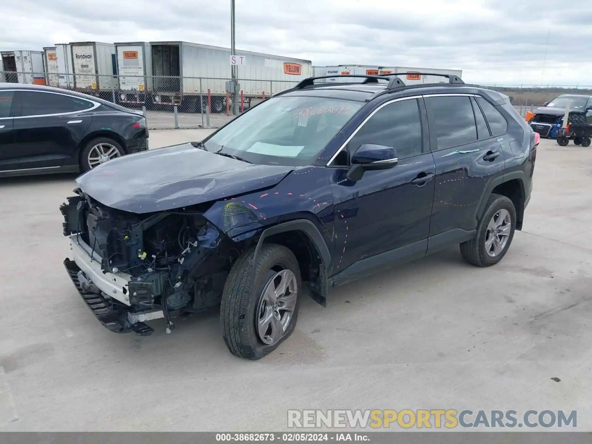 2 Photograph of a damaged car 2T3W1RFV4PW239670 TOYOTA RAV4 2023