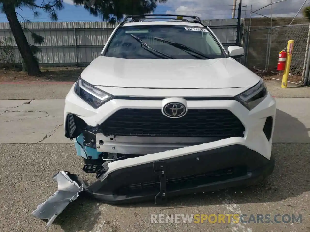 5 Photograph of a damaged car 2T3W1RFV5PC246287 TOYOTA RAV4 2023