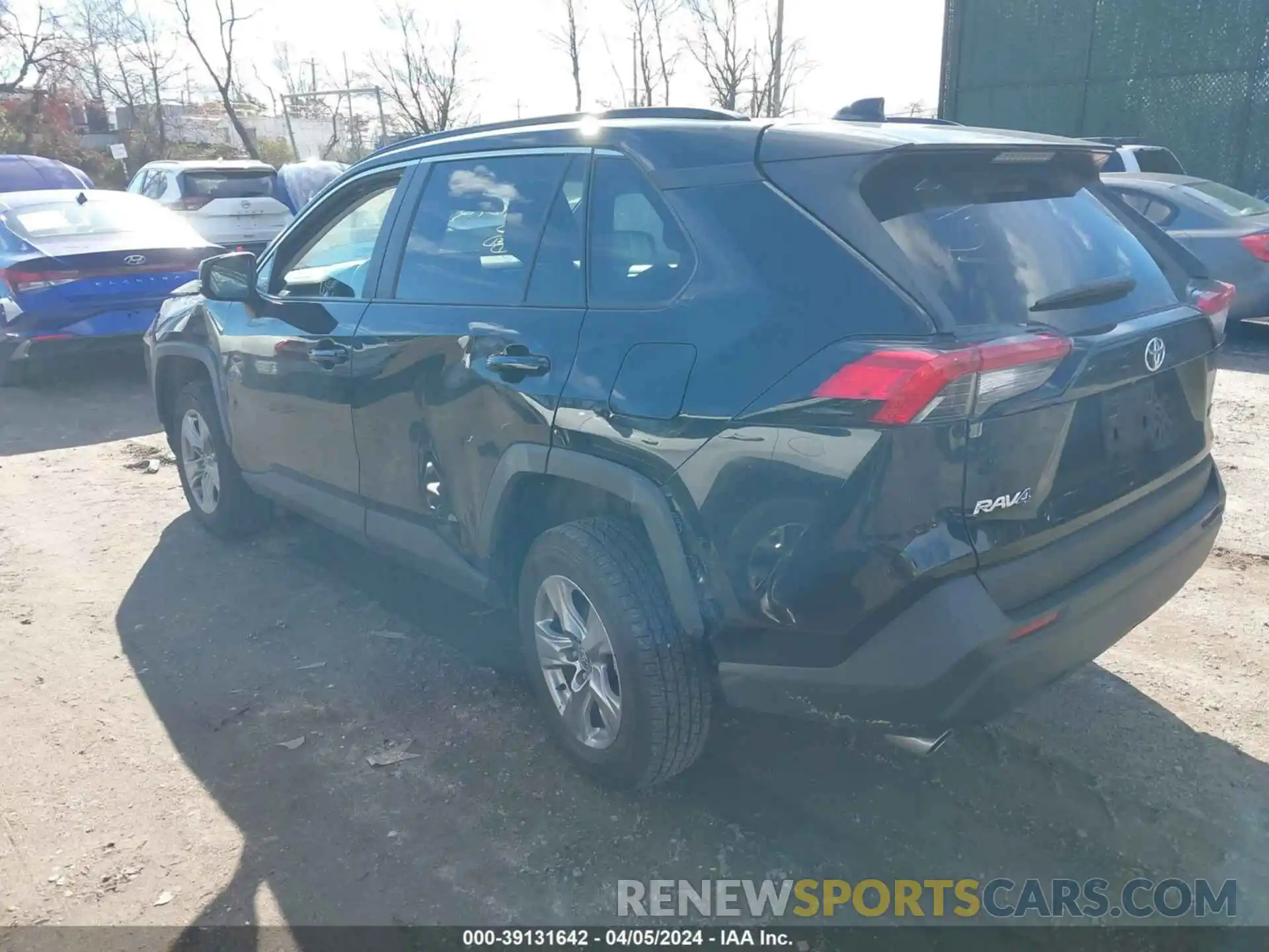 3 Фотография поврежденного автомобиля 2T3W1RFV6PW267583 TOYOTA RAV4 2023