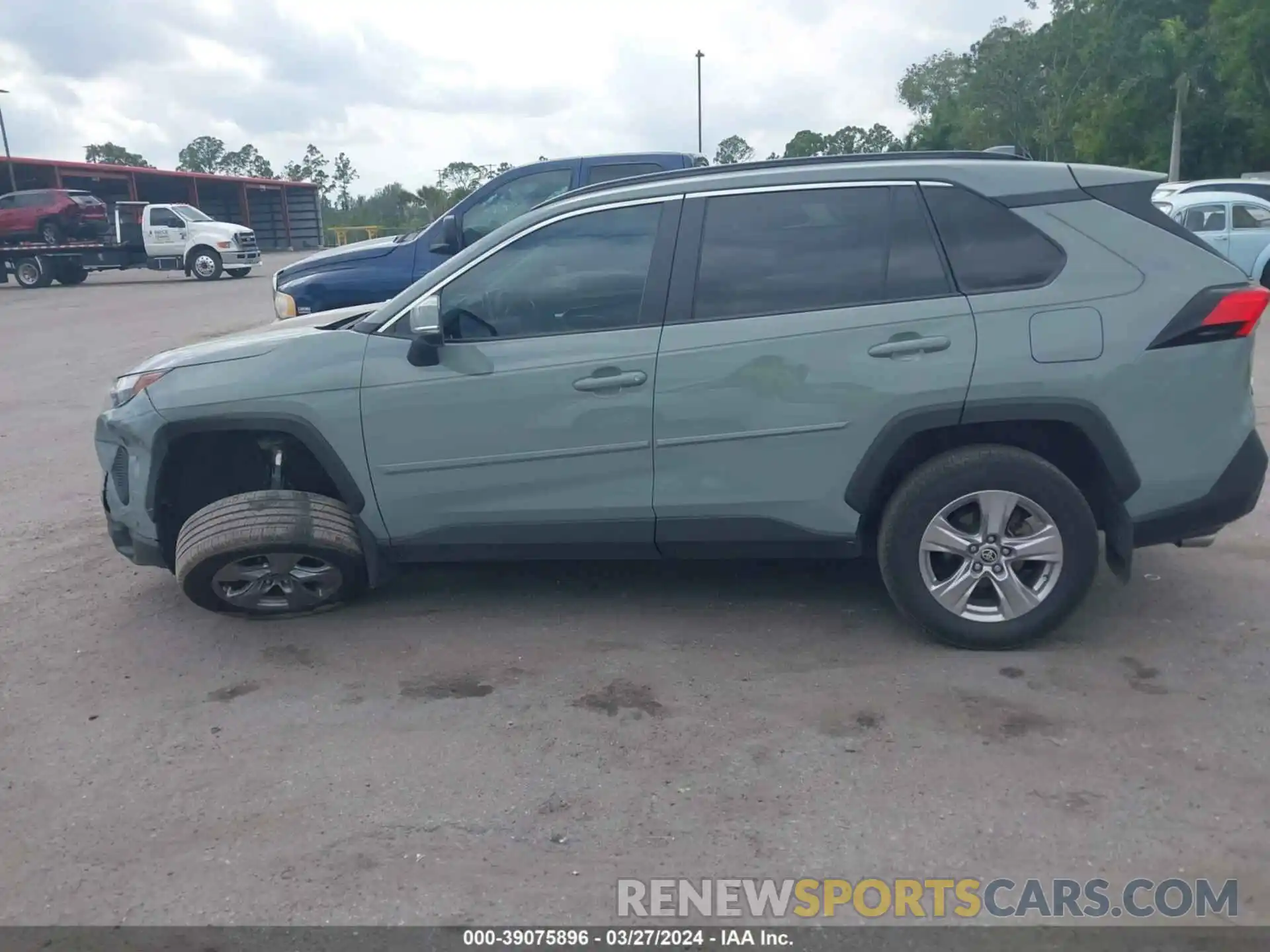 14 Photograph of a damaged car 2T3W1RFV9PW260854 TOYOTA RAV4 2023