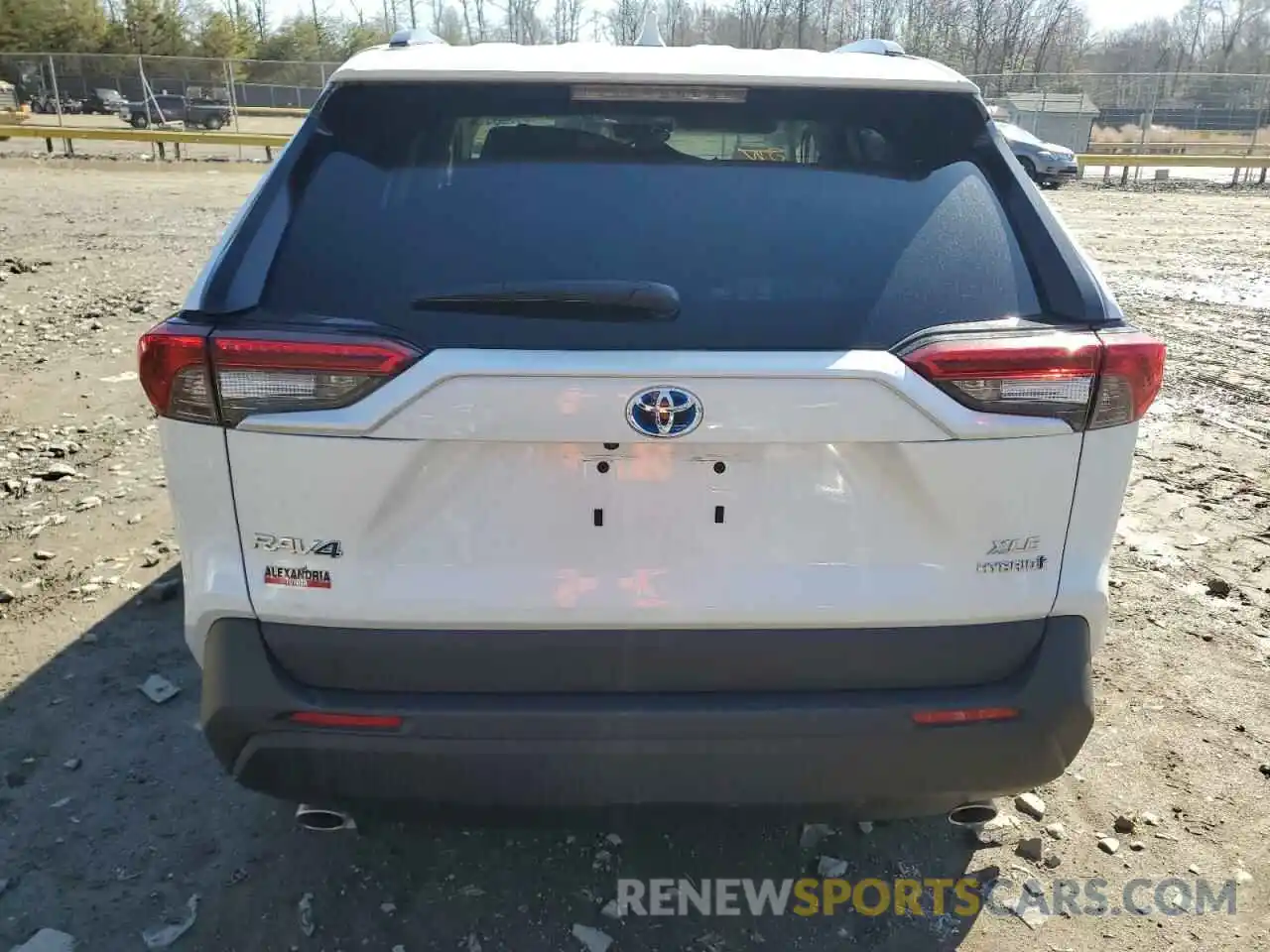 6 Photograph of a damaged car 4T3B6RFV5PU131686 TOYOTA RAV4 2023