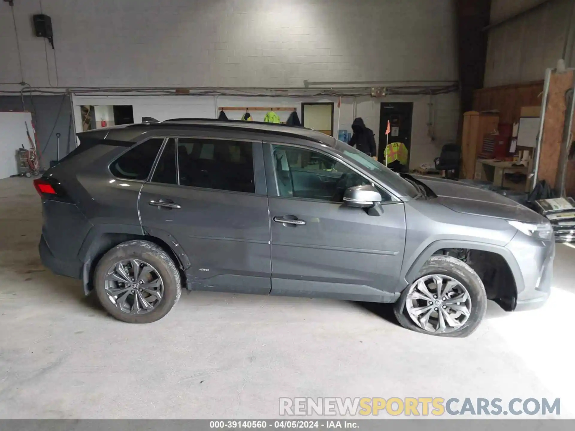 13 Фотография поврежденного автомобиля 4T3D6RFV4PU115164 TOYOTA RAV4 2023