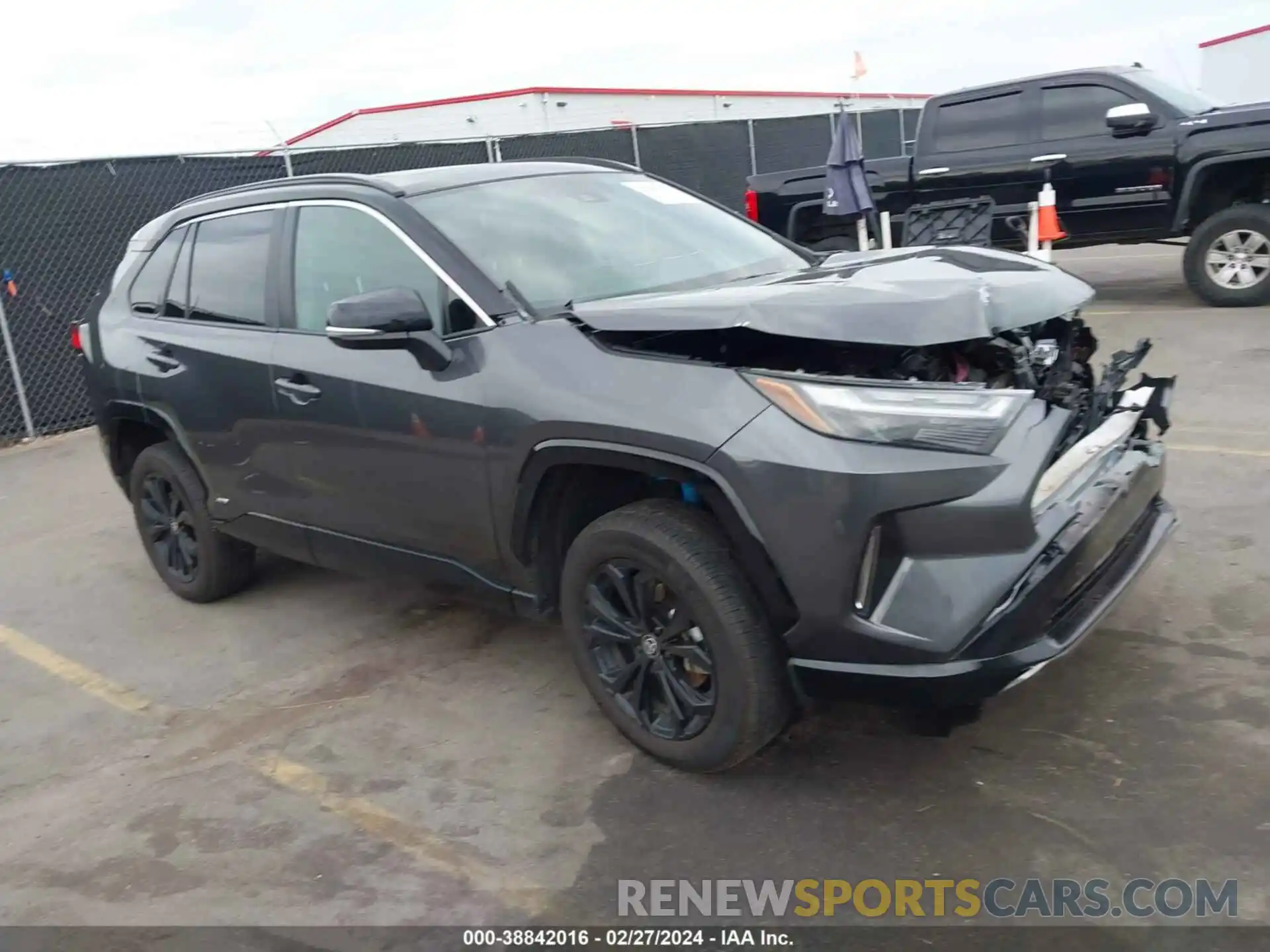 1 Photograph of a damaged car 4T3E6RFVXPU118297 TOYOTA RAV4 2023