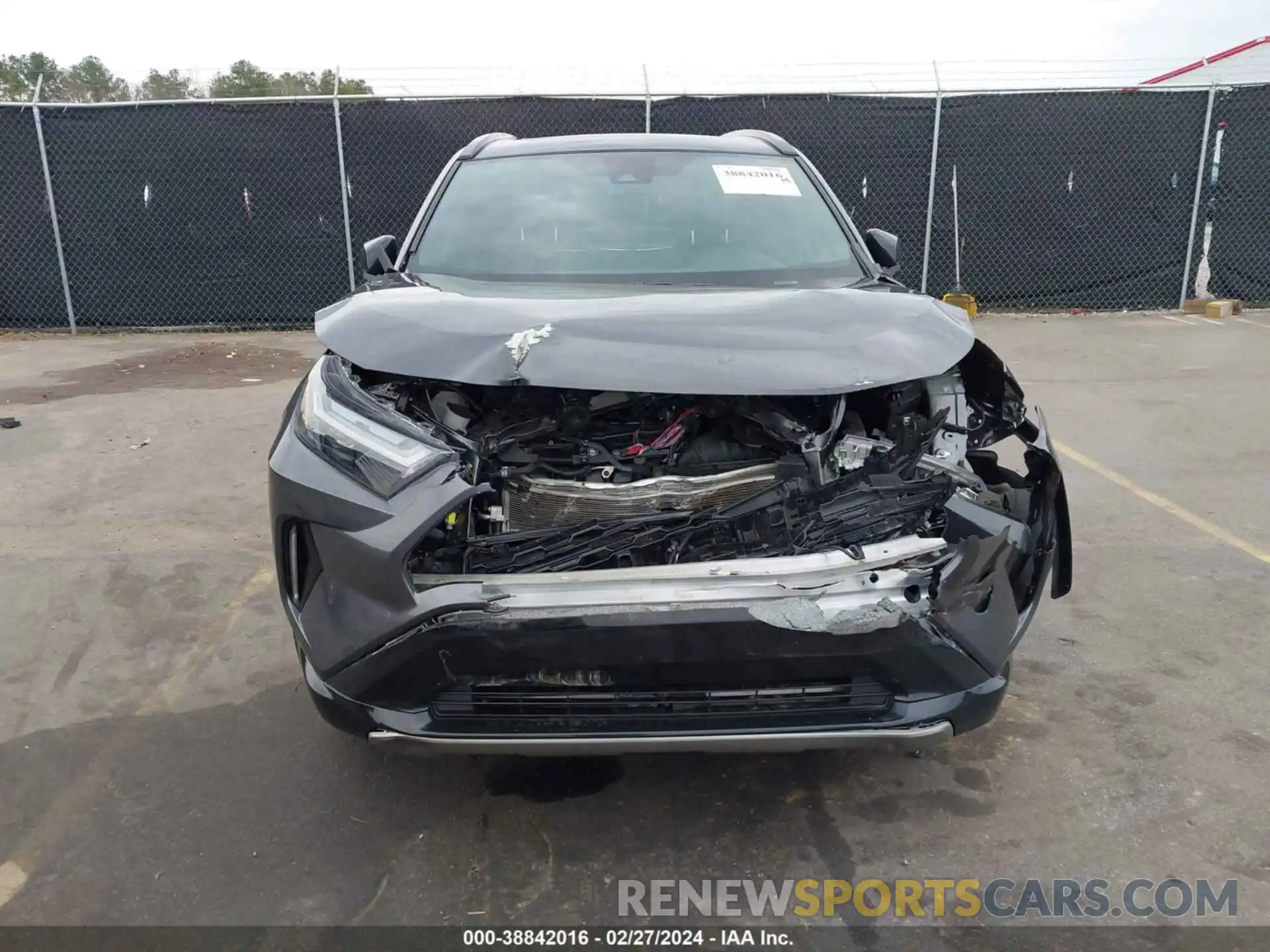 6 Photograph of a damaged car 4T3E6RFVXPU118297 TOYOTA RAV4 2023