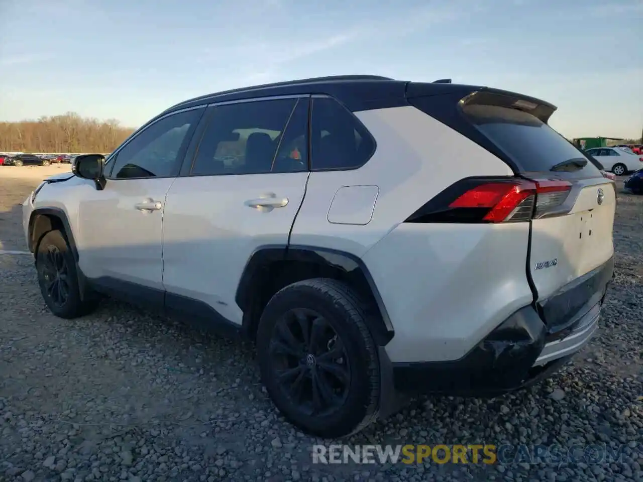 2 Photograph of a damaged car 4T3E6RFVXPU129929 TOYOTA RAV4 2023