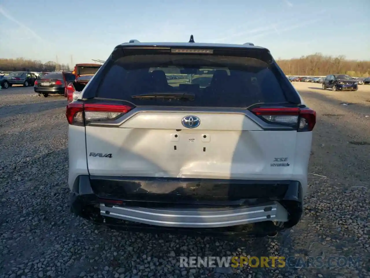 6 Photograph of a damaged car 4T3E6RFVXPU129929 TOYOTA RAV4 2023