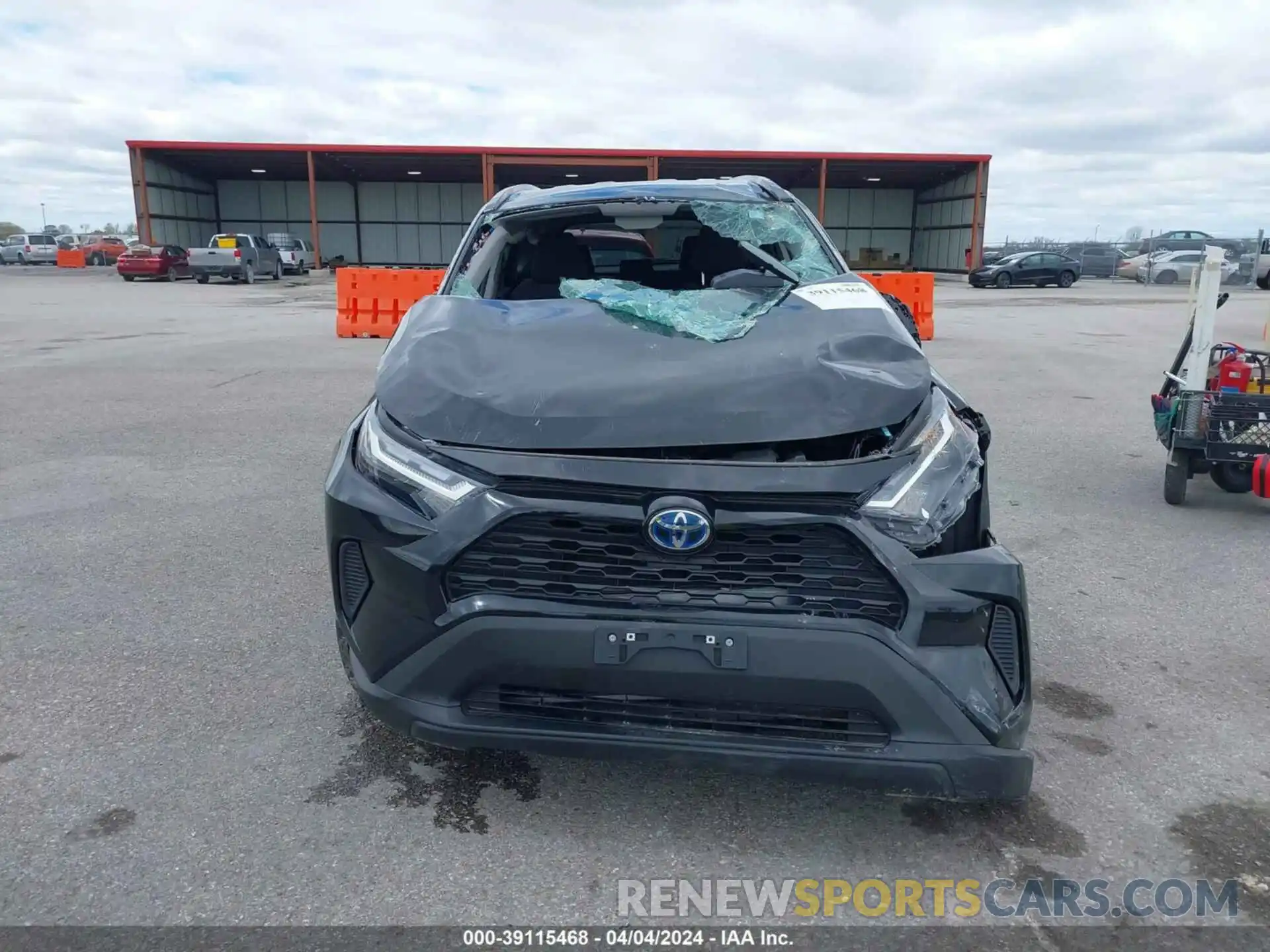 12 Photograph of a damaged car 4T3LWRFV0PU105517 TOYOTA RAV4 2023