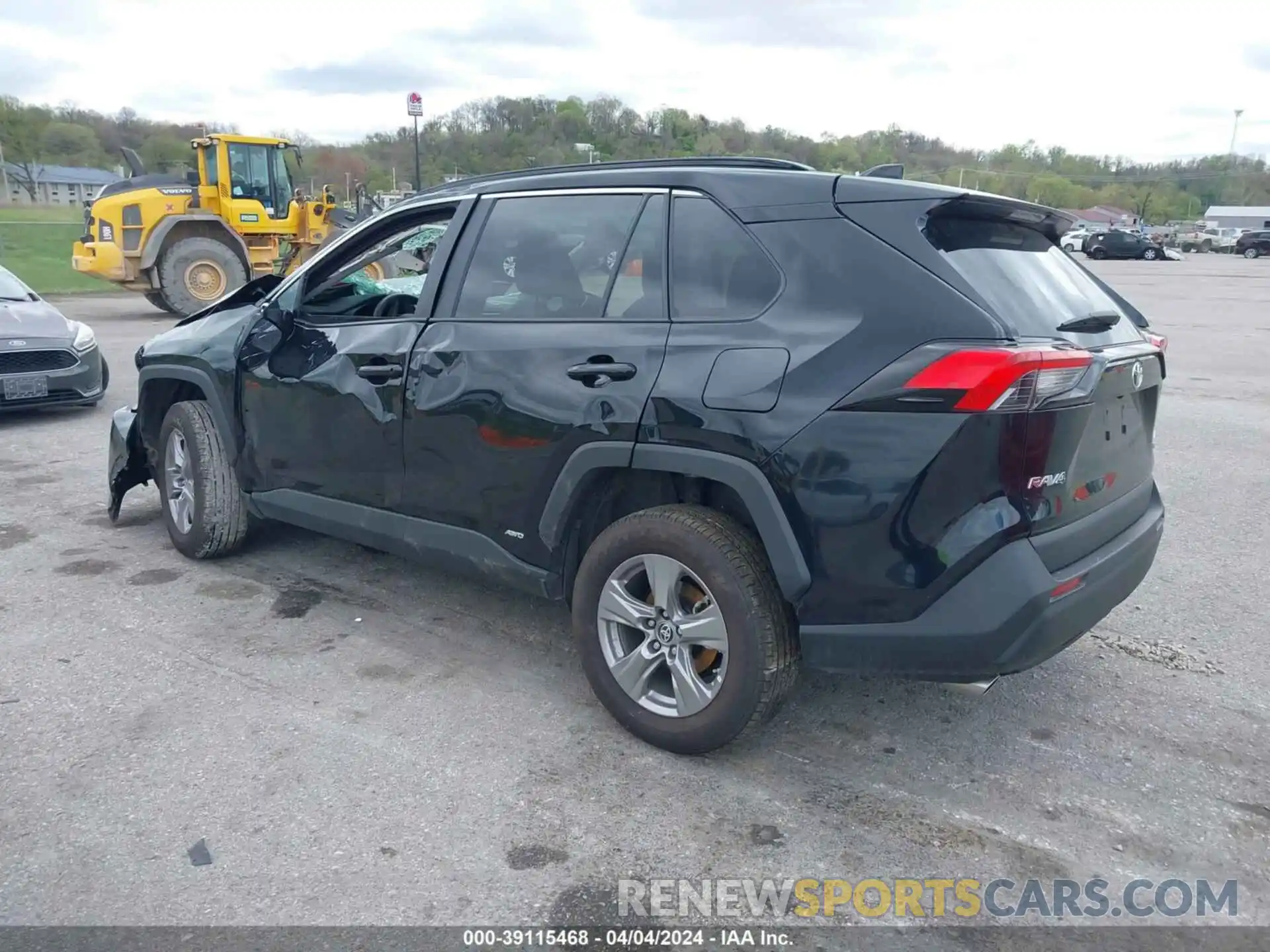 3 Photograph of a damaged car 4T3LWRFV0PU105517 TOYOTA RAV4 2023