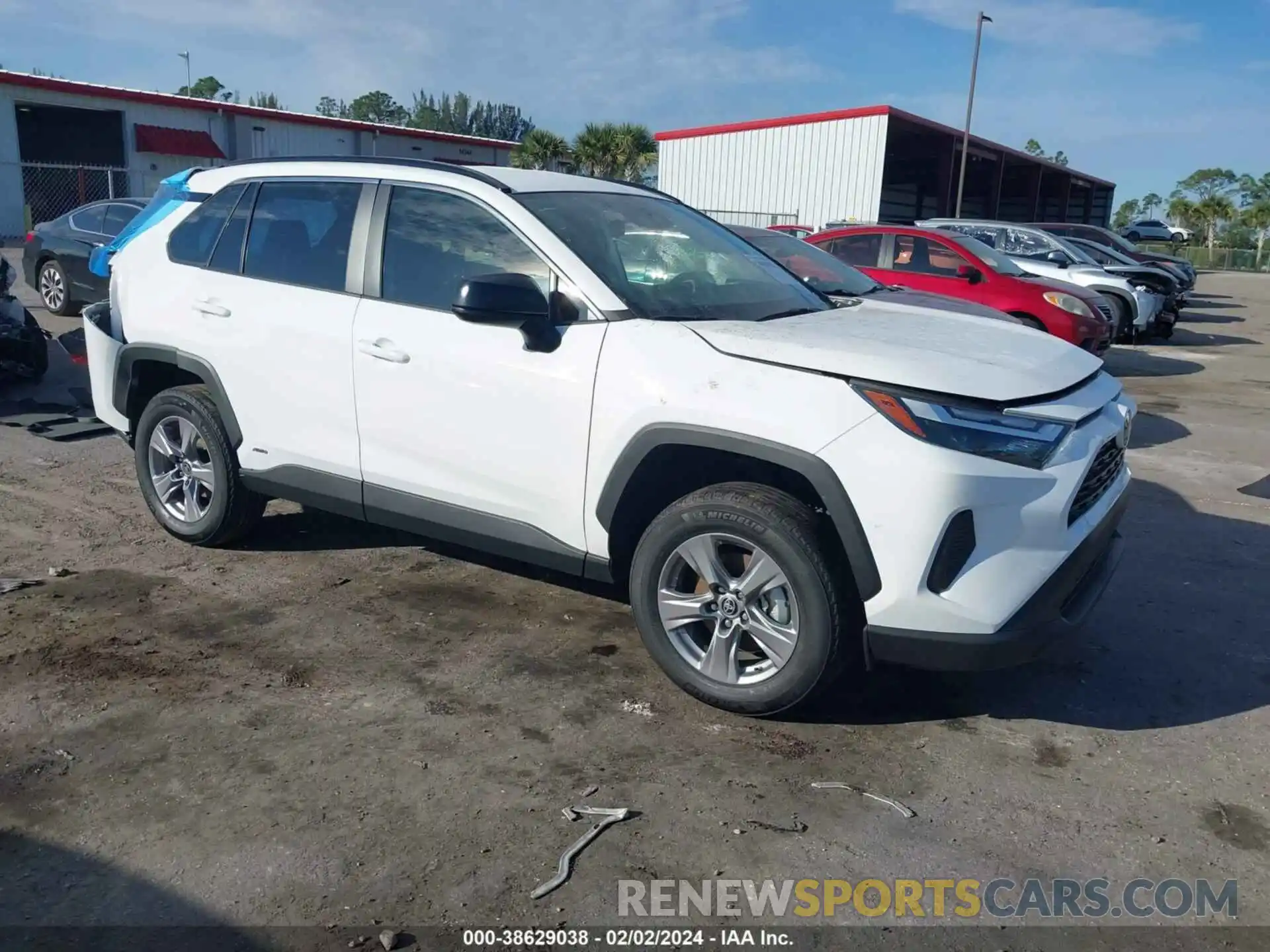 1 Photograph of a damaged car 4T3LWRFV2PU105776 TOYOTA RAV4 2023