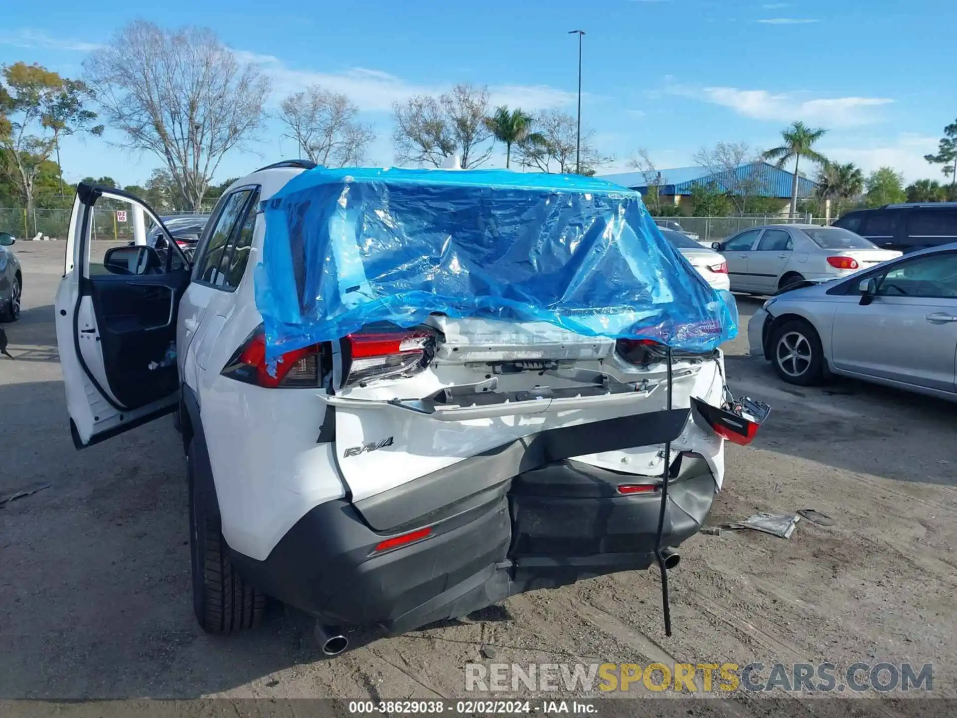 6 Photograph of a damaged car 4T3LWRFV2PU105776 TOYOTA RAV4 2023