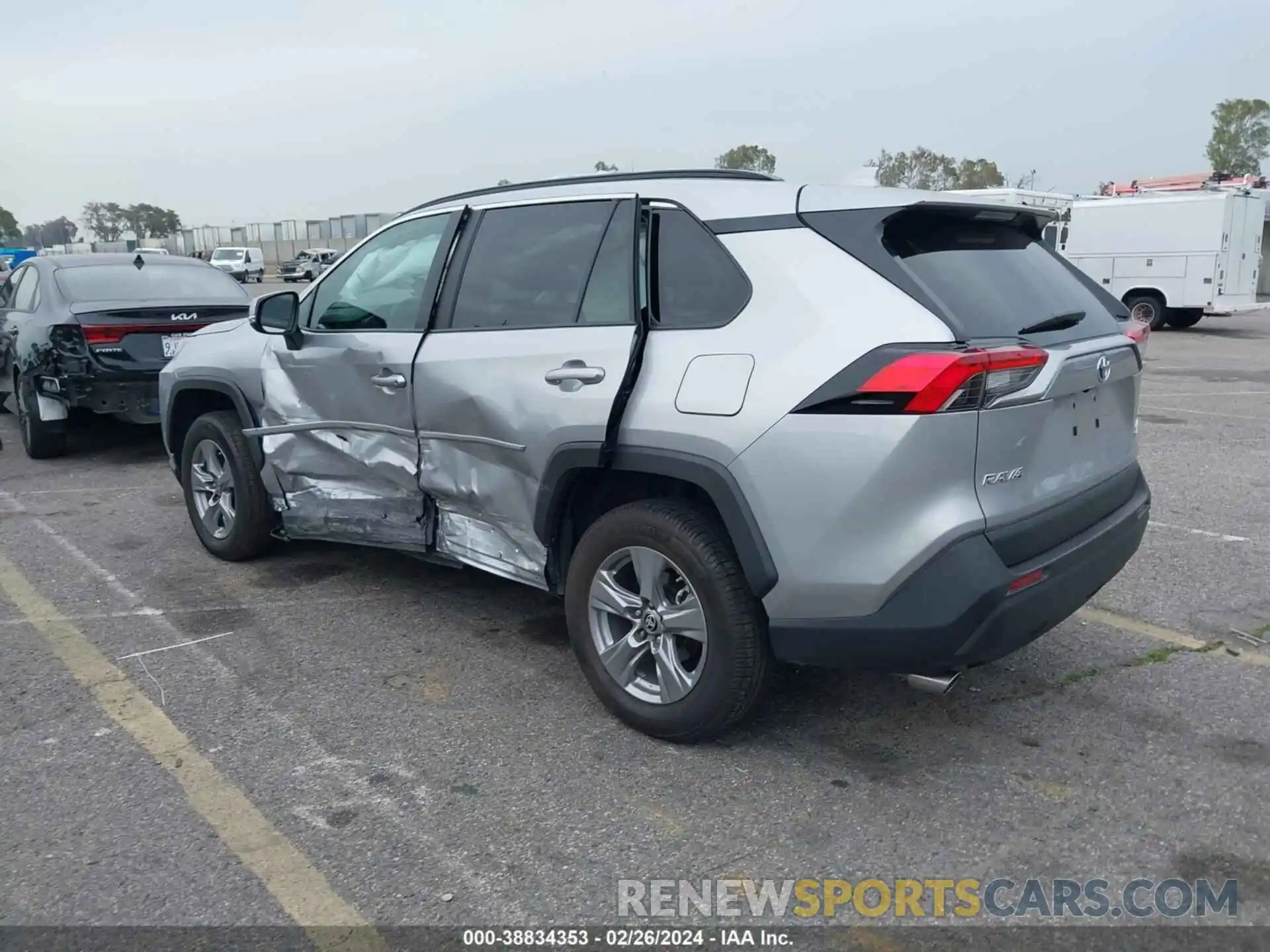 3 Photograph of a damaged car 4T3MWRFV6PU085617 TOYOTA RAV4 2023